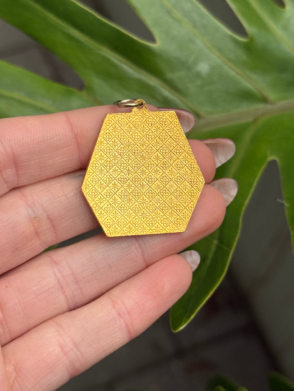 Red Chrysanthemum Pendant