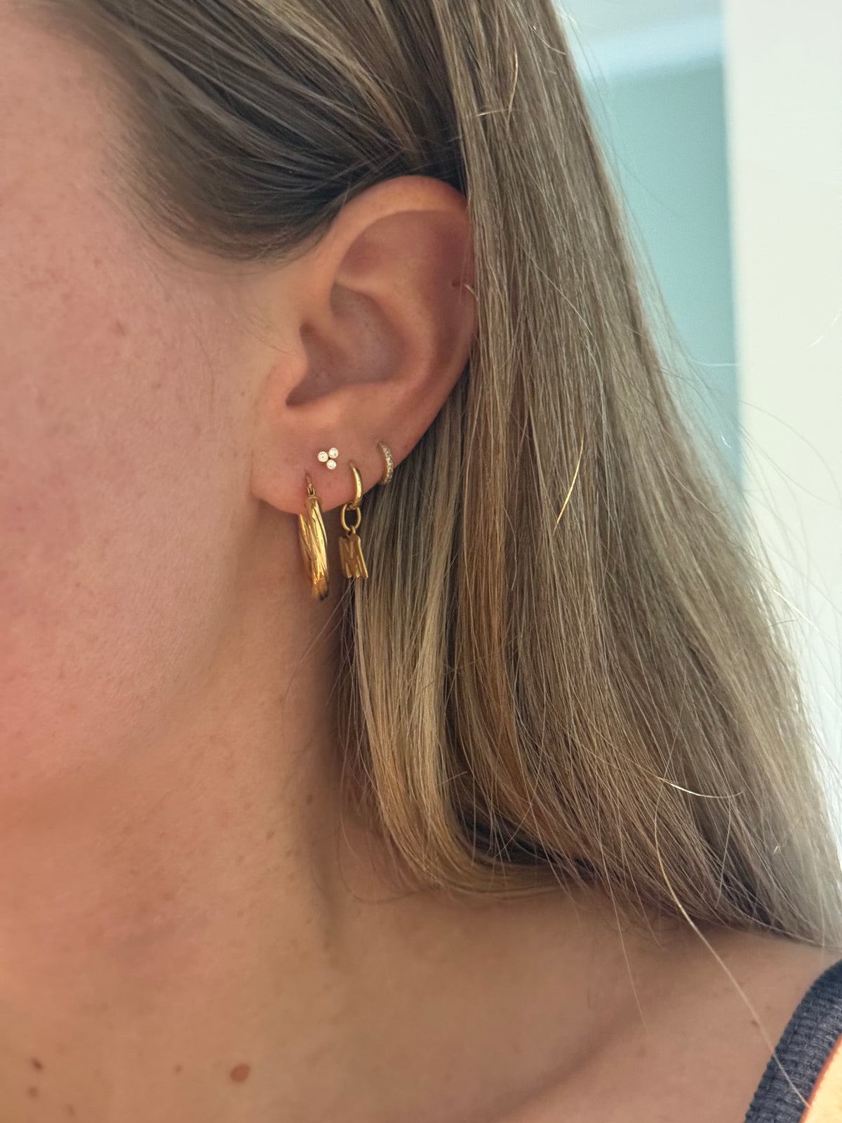 Classic Twist Everyday Hoops