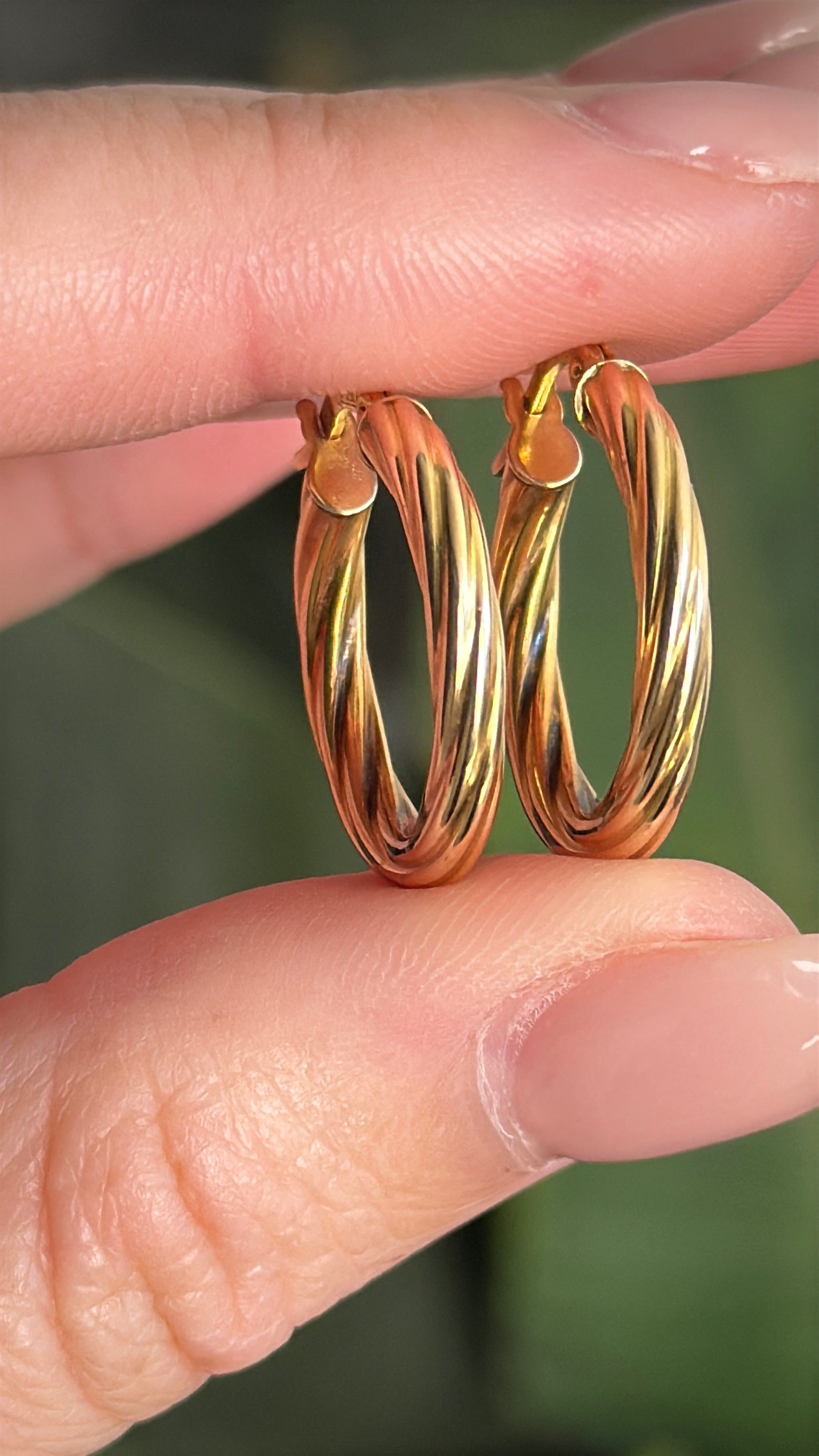 Italian Everyday Twist Hoops