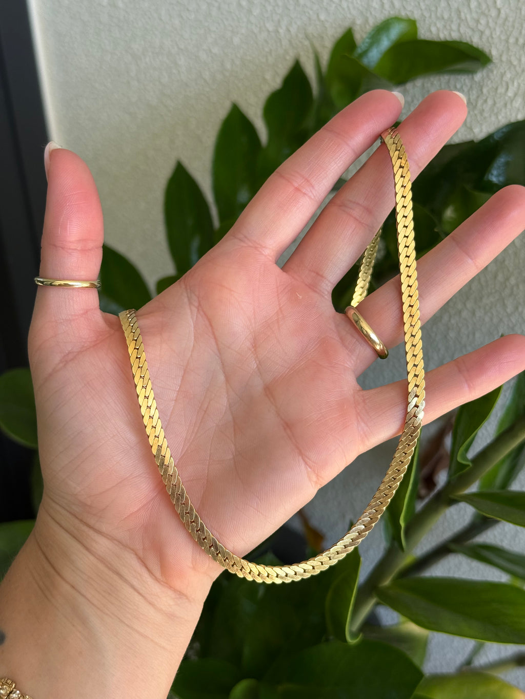 Solid Fishtail Curb Chain