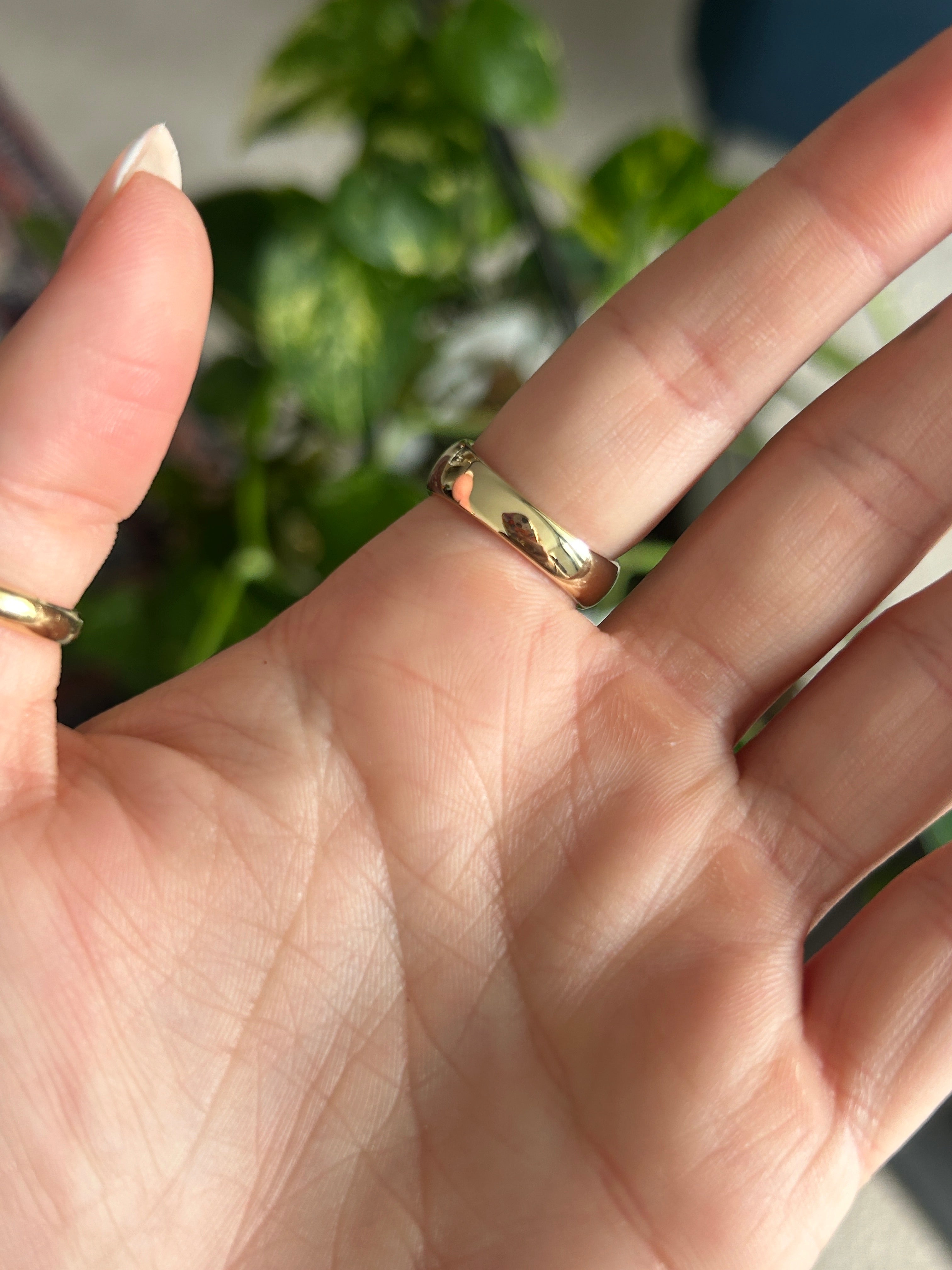 Diamond Pave Heart Ring