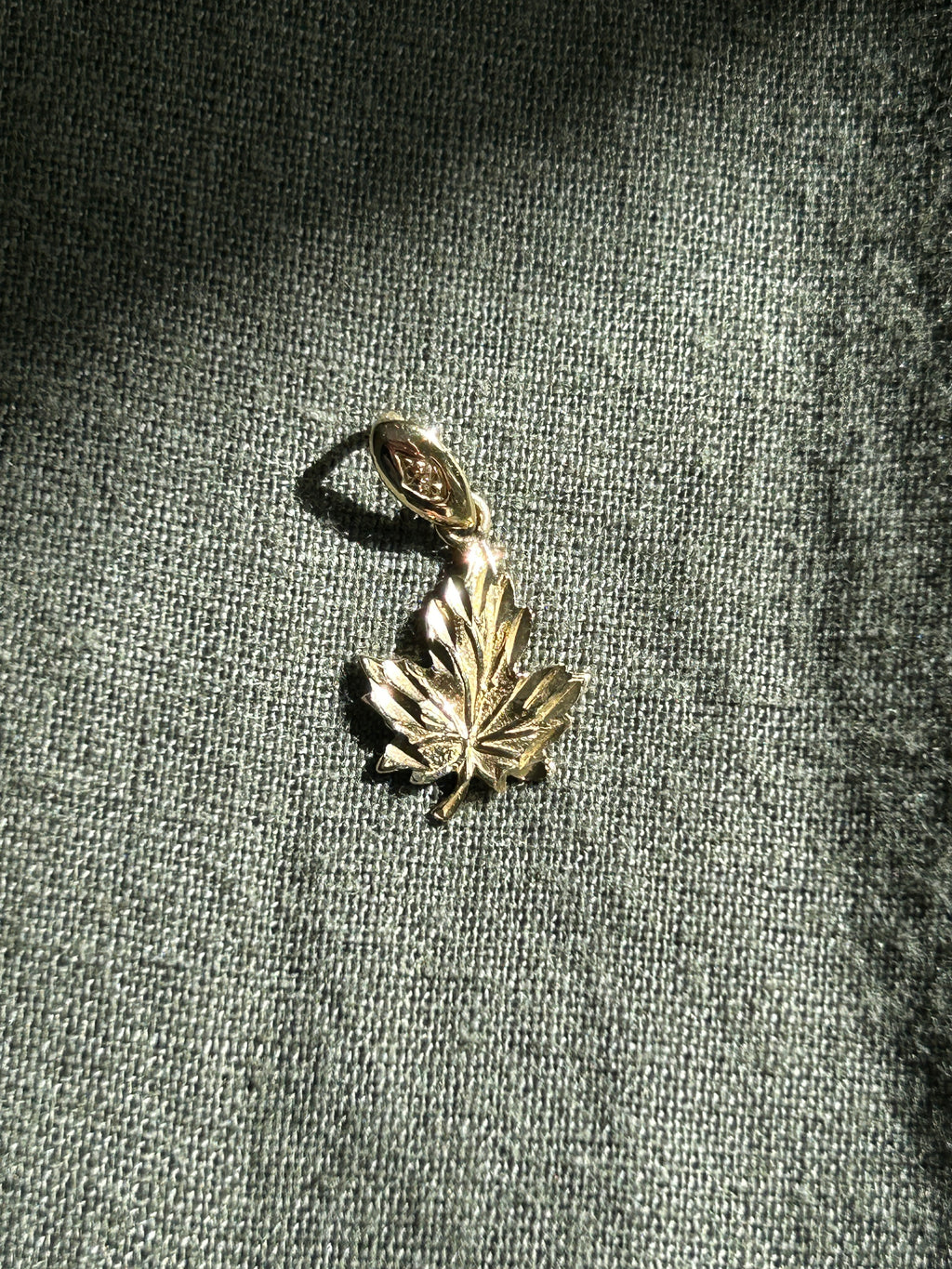 Leaf Charm