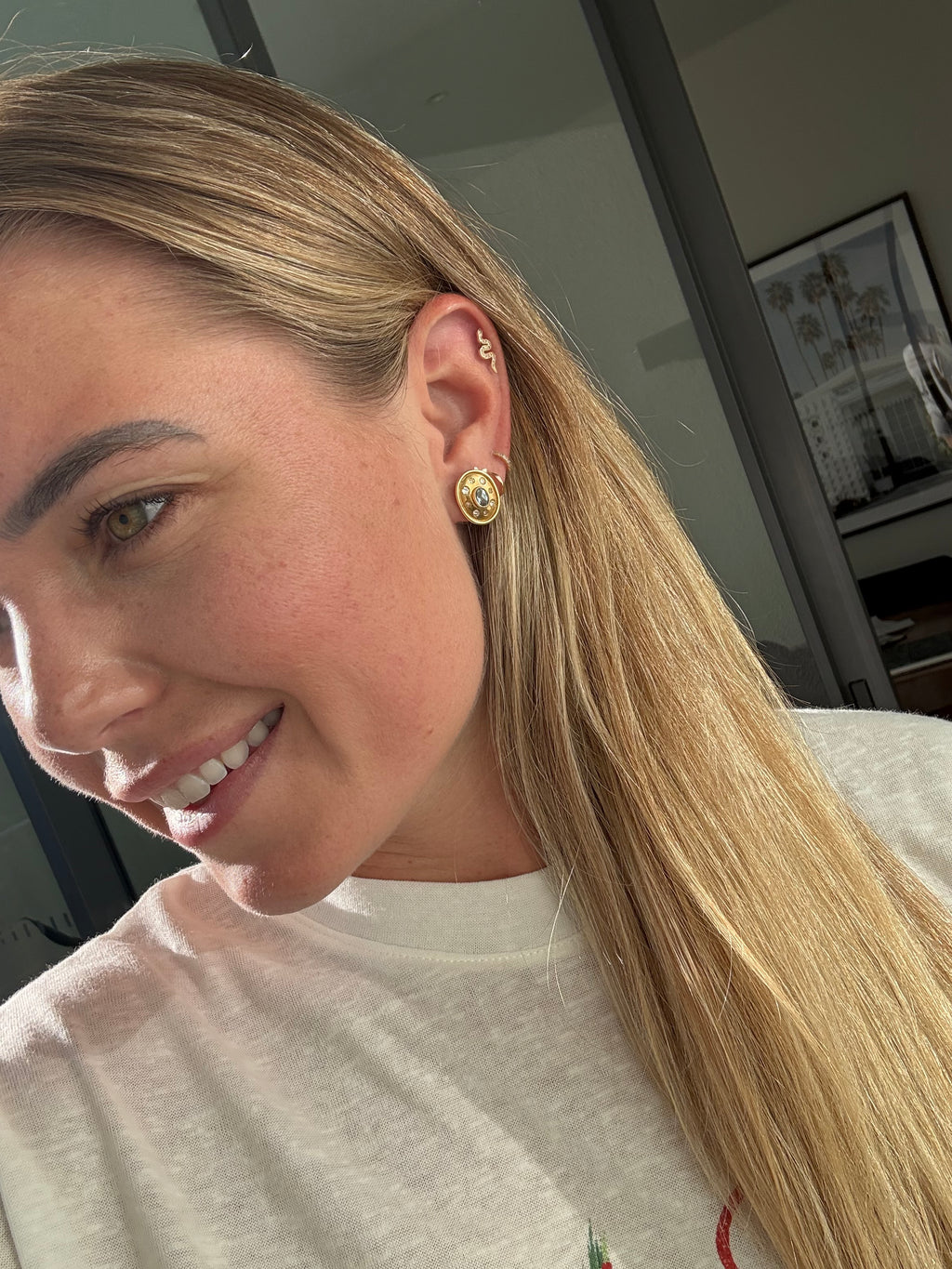 UNOAERRE Aqua Diamond Earrings