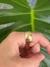 Load image into Gallery viewer, Chunky Rounded Cigar Band
