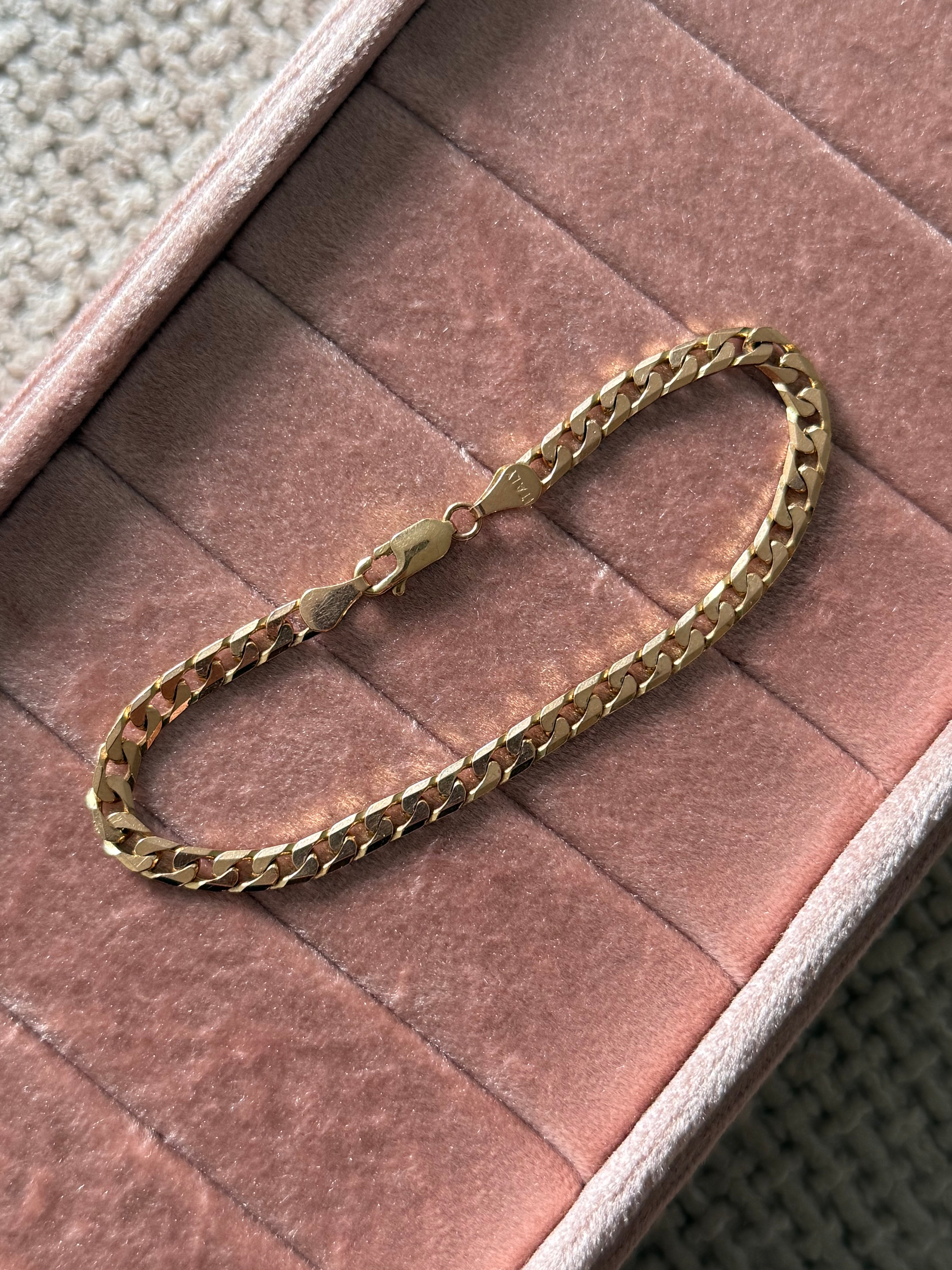 Solid Curb Bracelet