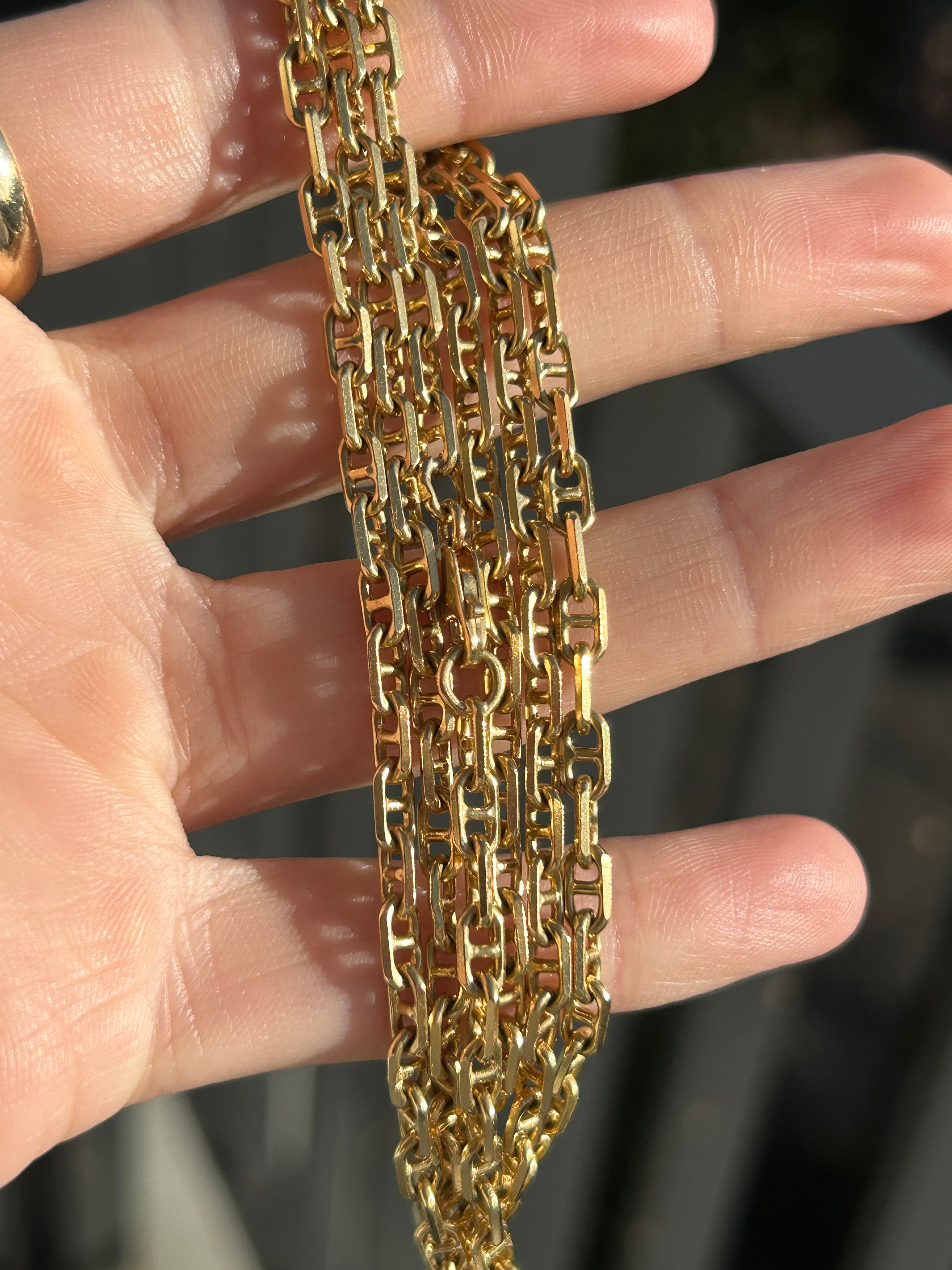 Solid Long Mariner Chain