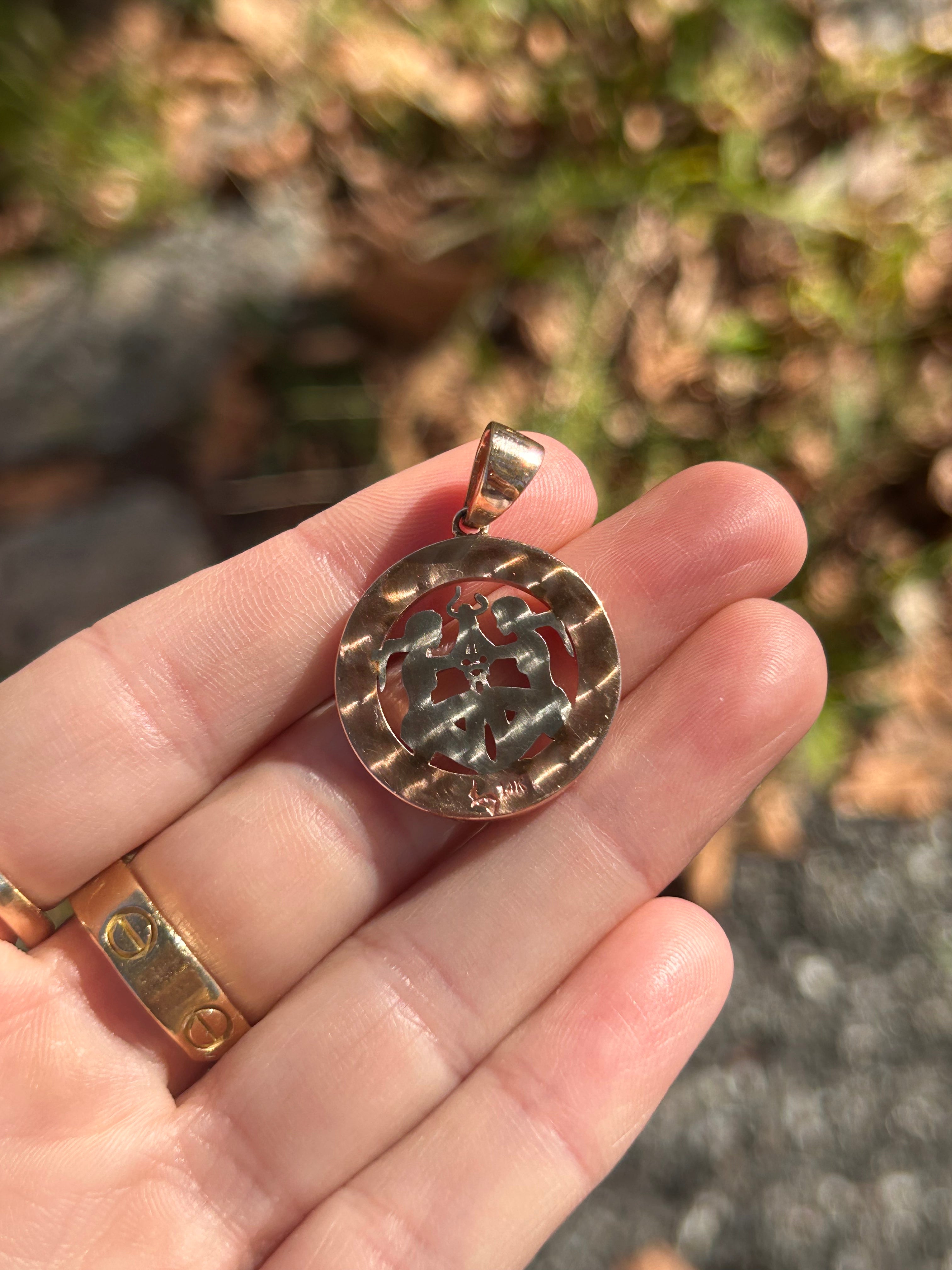 Gemini Celestial Medallion lol