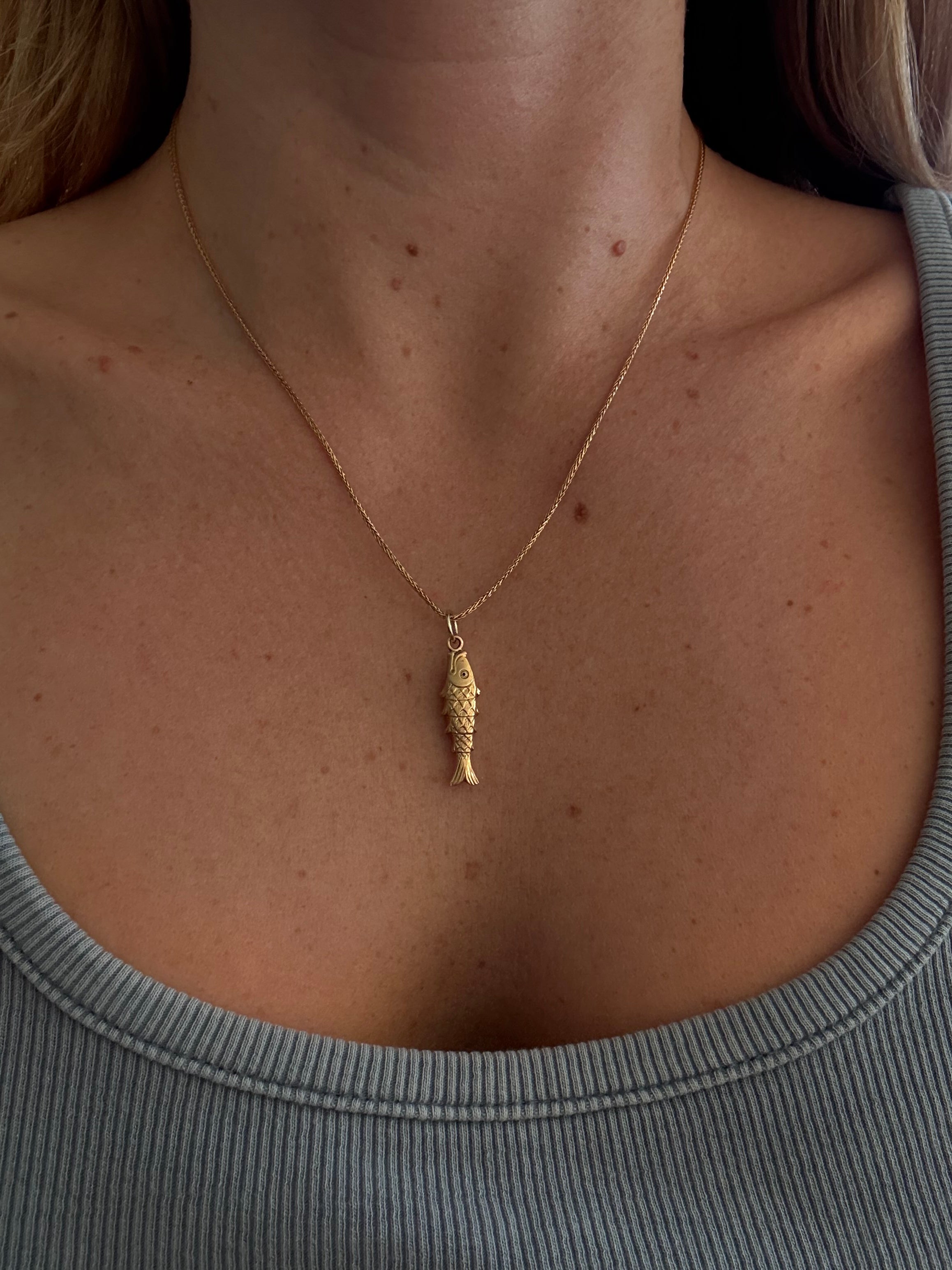 Shiny Fishtail Chain