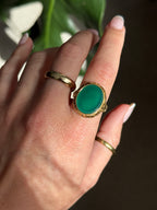 Green Chrysoprase Cabachon Signet Ring
