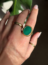 Load image into Gallery viewer, Green Chrysoprase Cabachon Signet Ring
