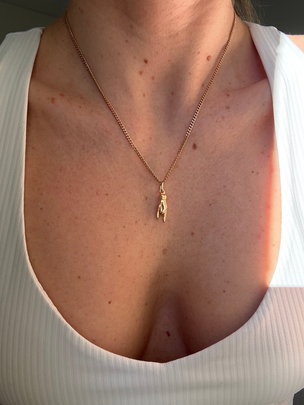 Mano Cornuto Charm