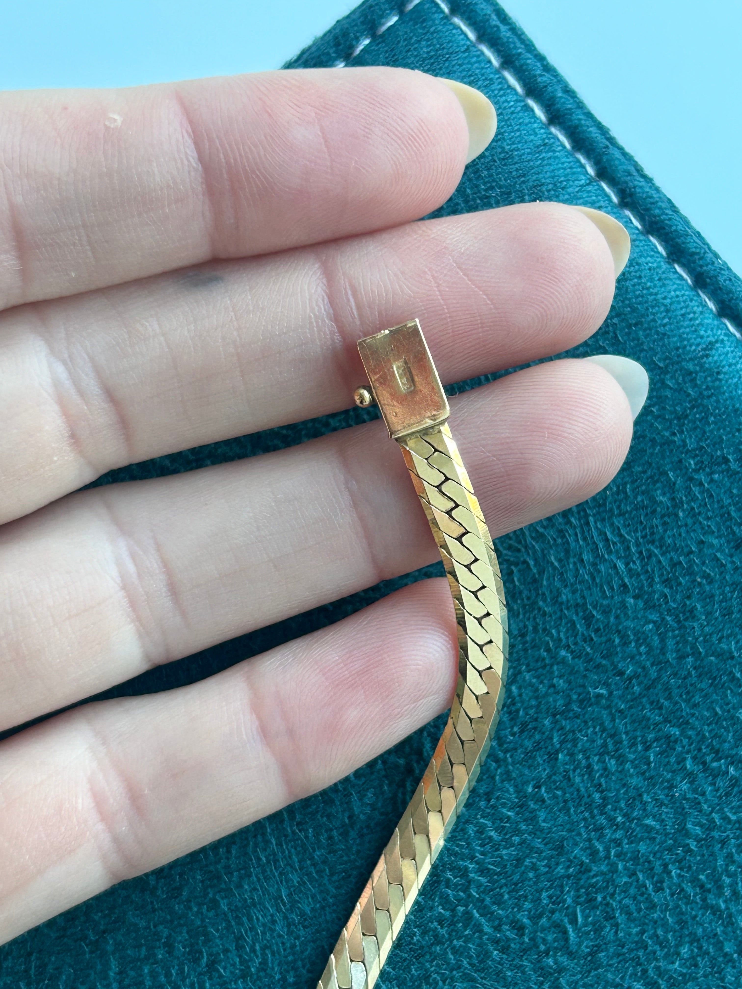 Vintage Solid Herringbone