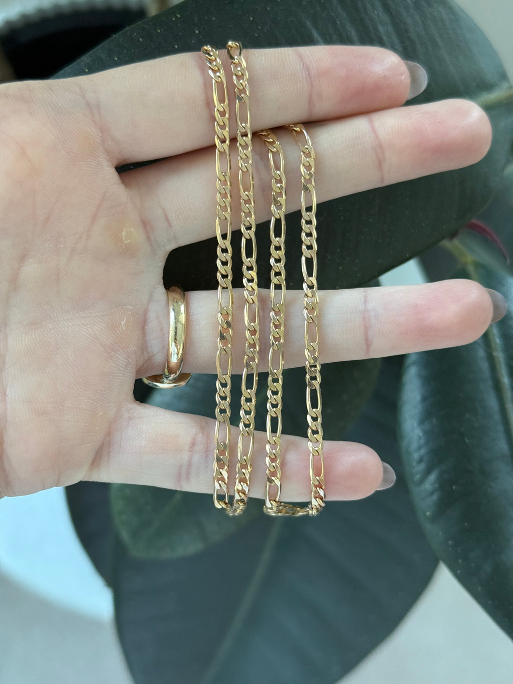 Solid Classic Figaro Chain