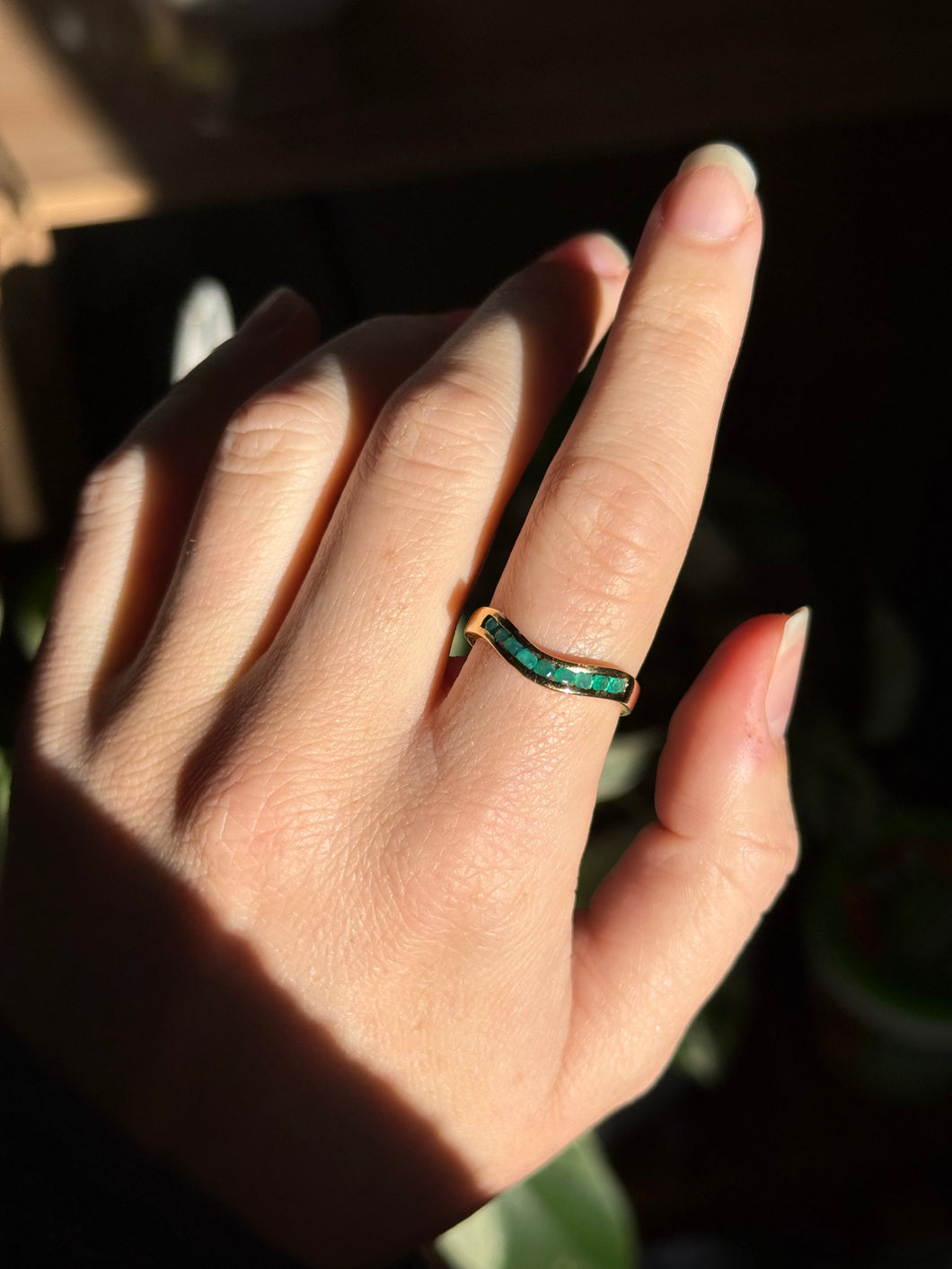 Emerald Wavy Band