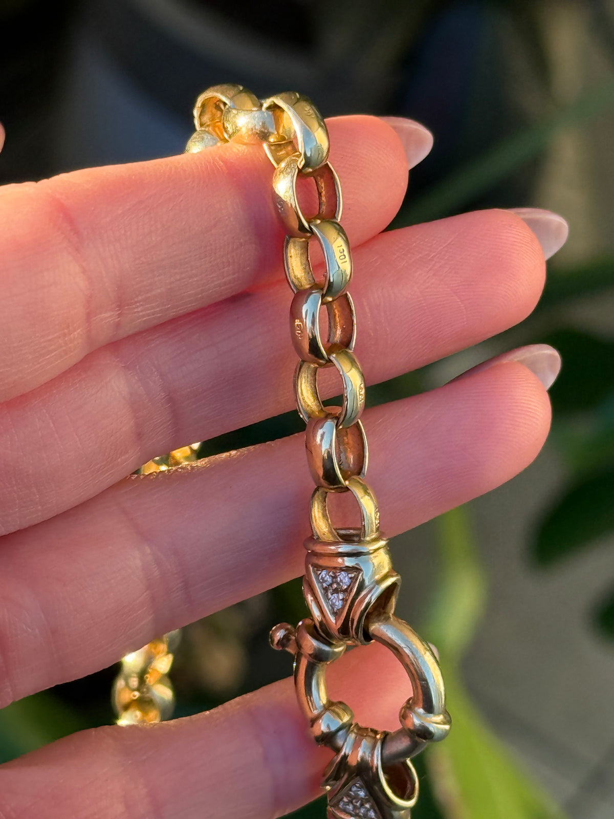 Chunky Diamond Bolt Rolo