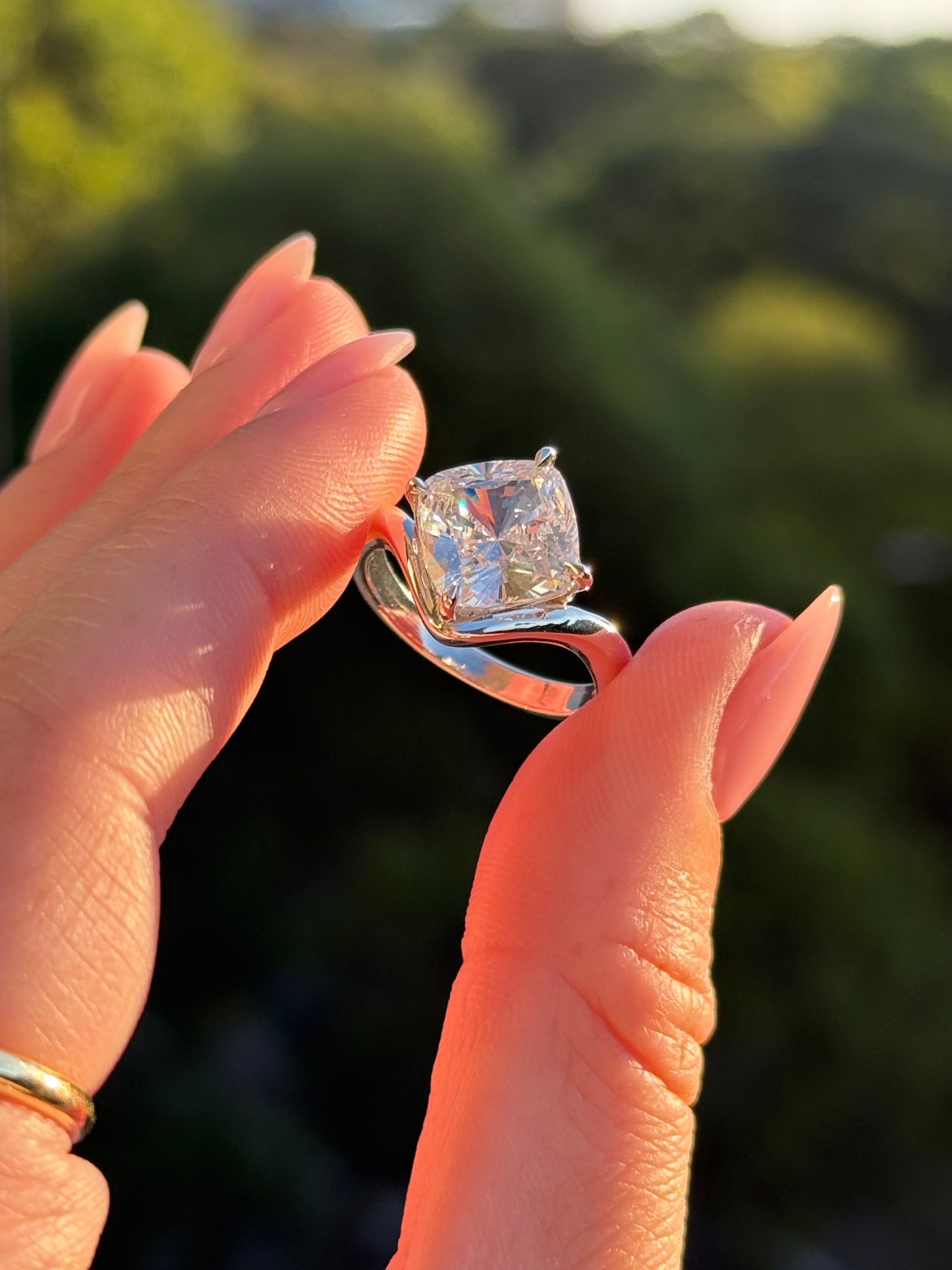 Custom Floating Ring