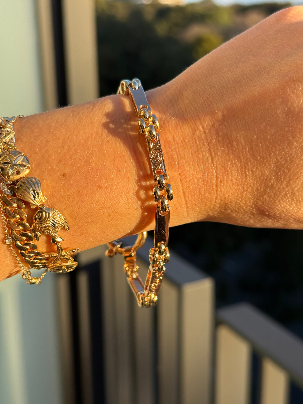 Filigree Bolt Gate Bracelet