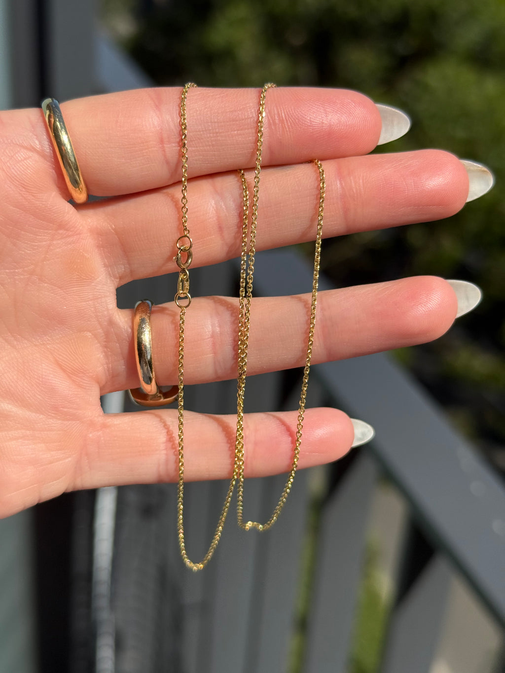 Dainty Solid Cable