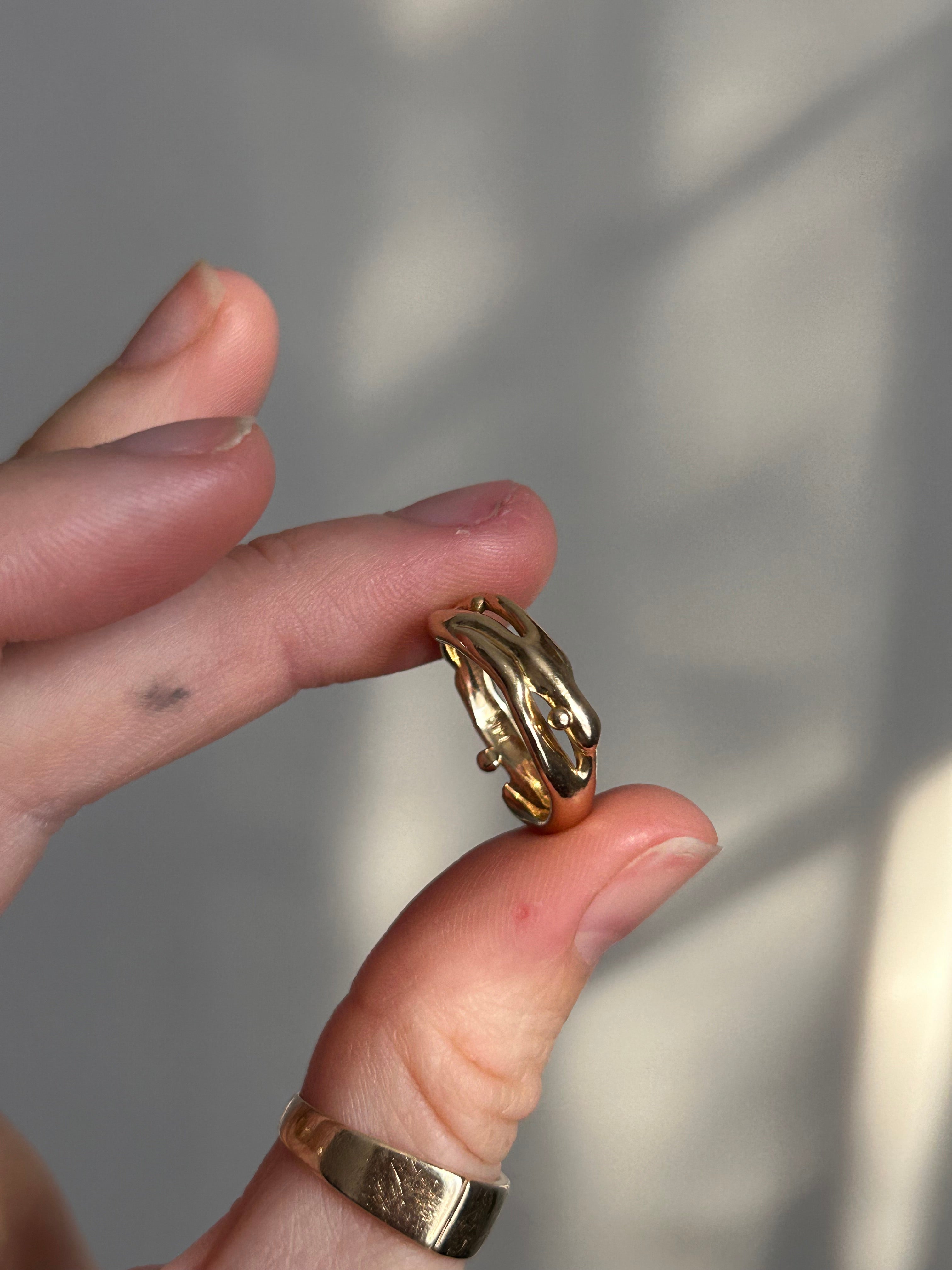 Artsy Dancing Ring