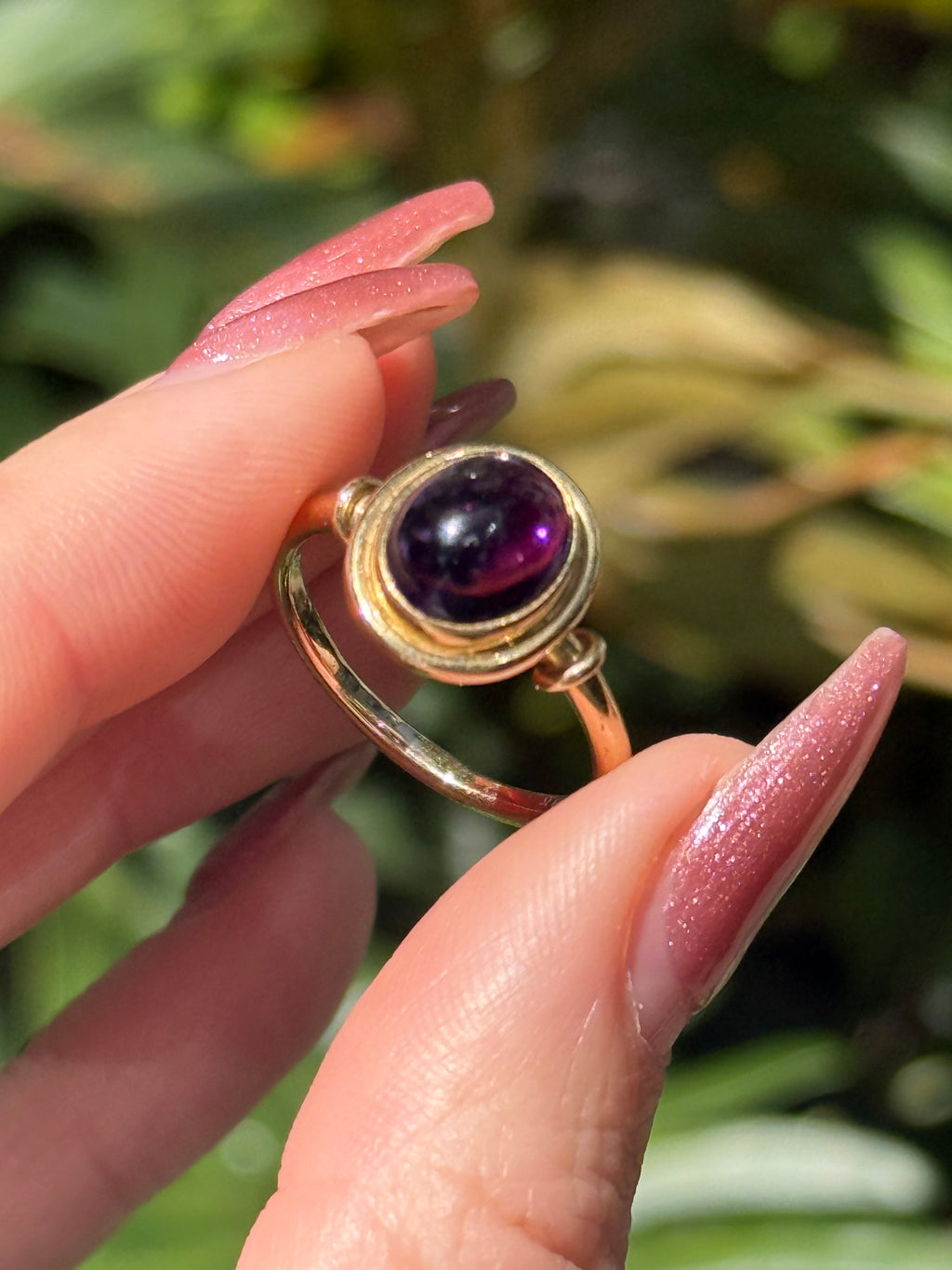 14k Amethyst Cabochon Ring