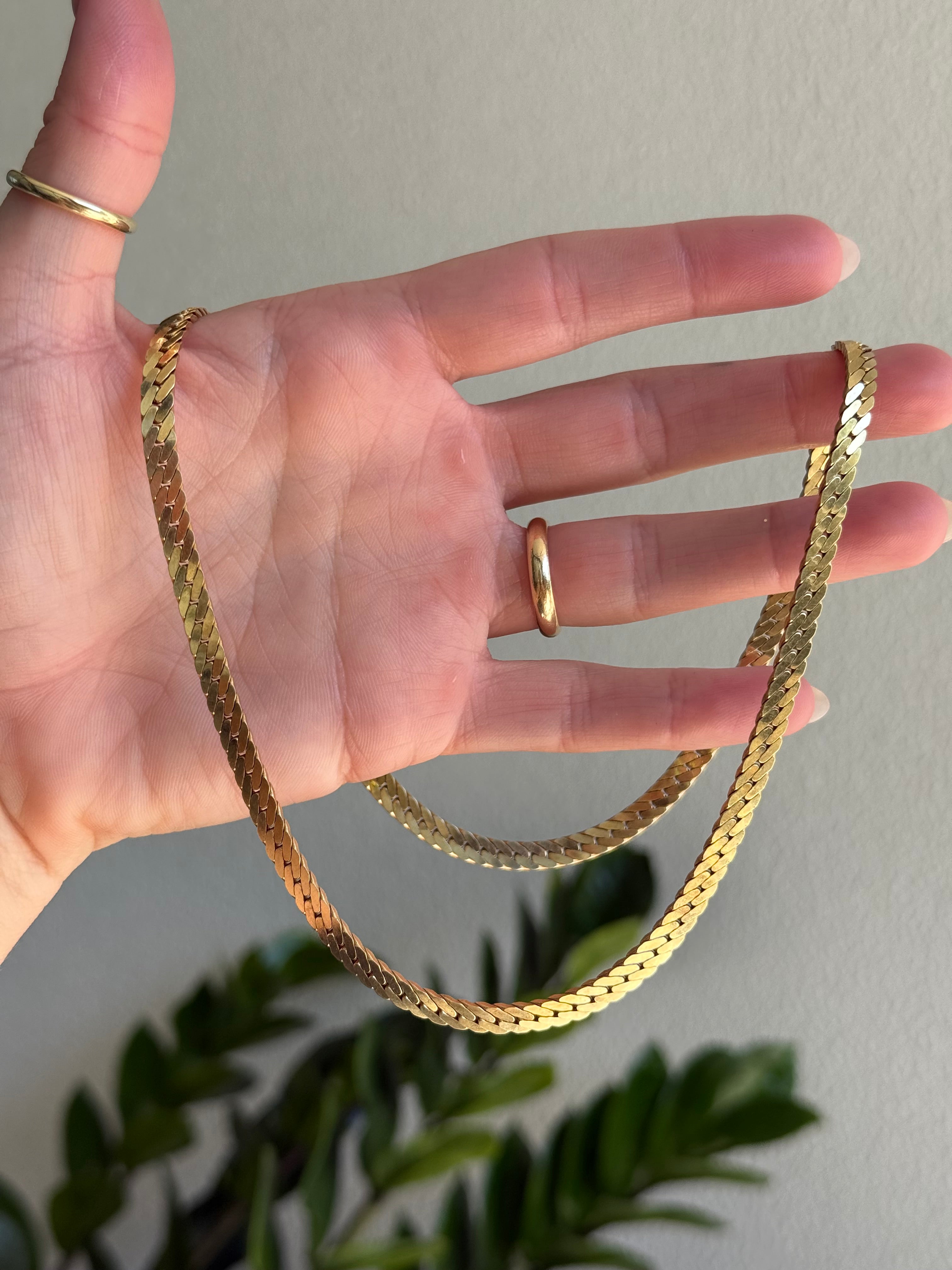 Solid Fishtail Curb Chain