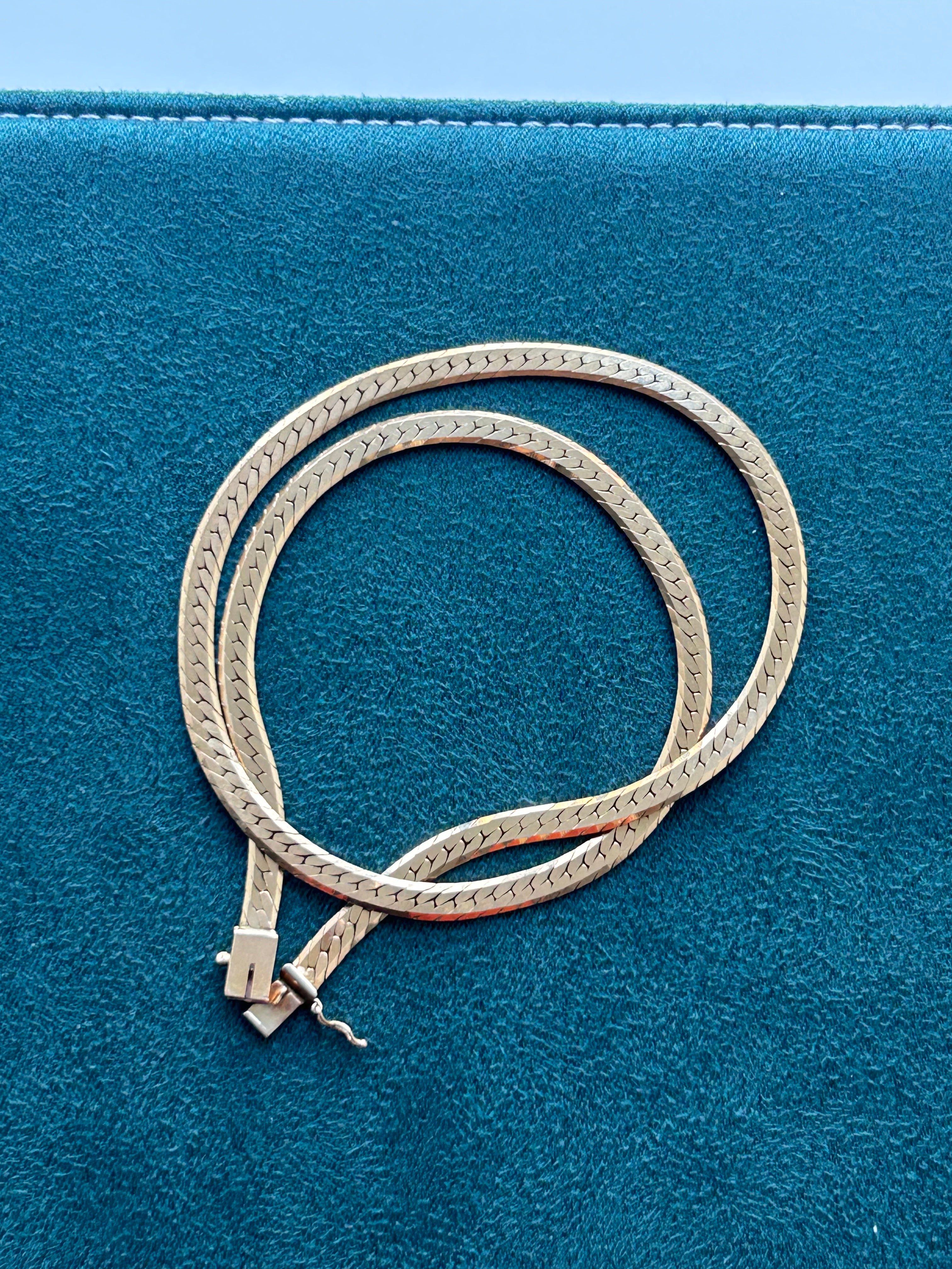 Vintage Solid Herringbone