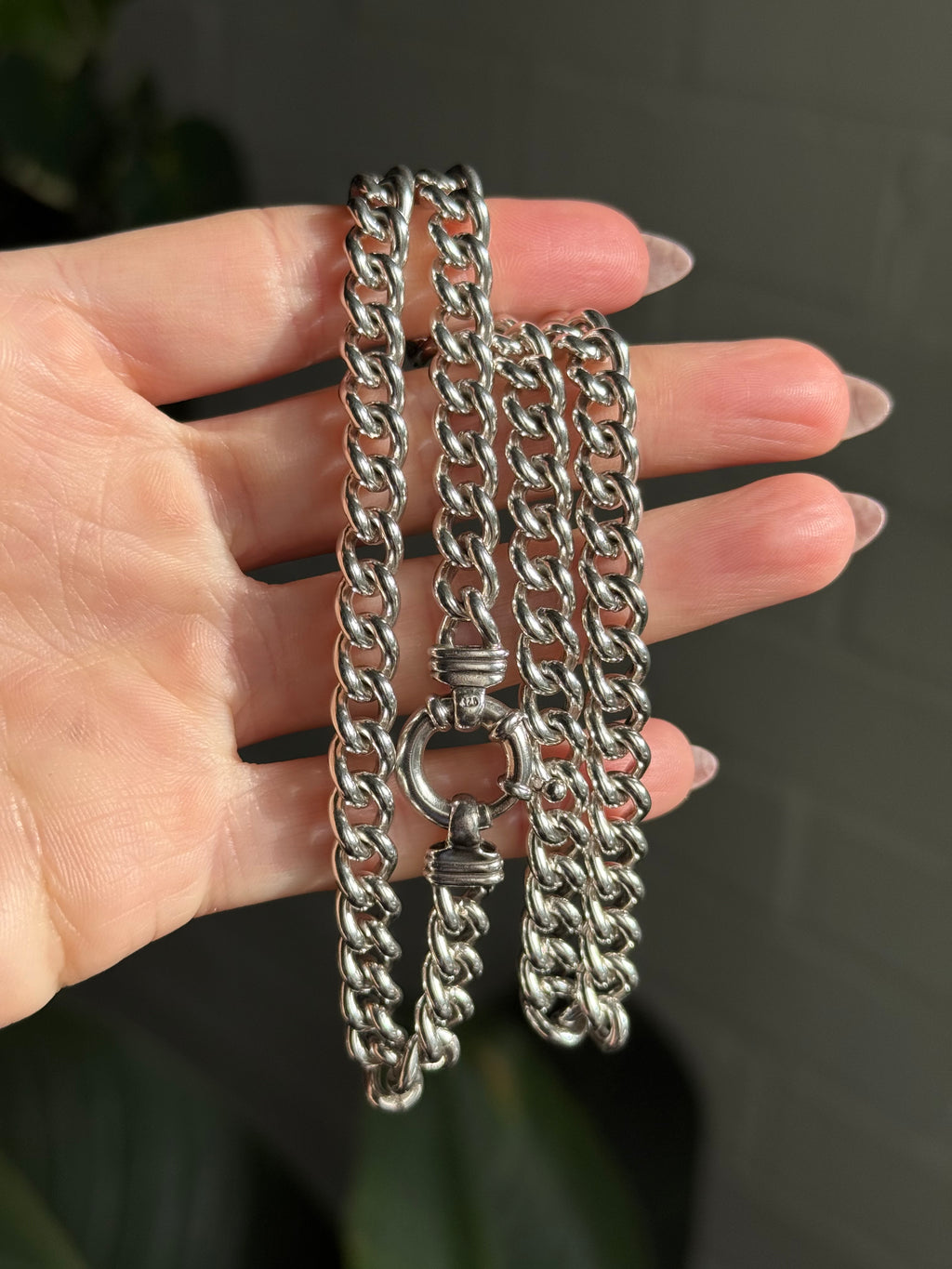 Solid Silver Bolt Curb