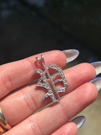 Old English Diamond P