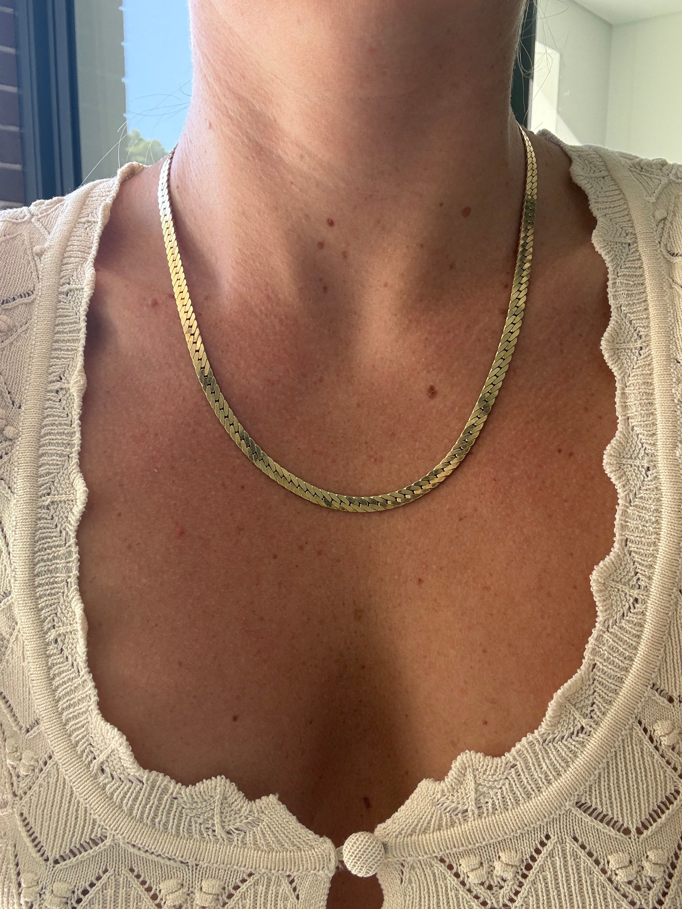 Solid Fishtail Curb Chain