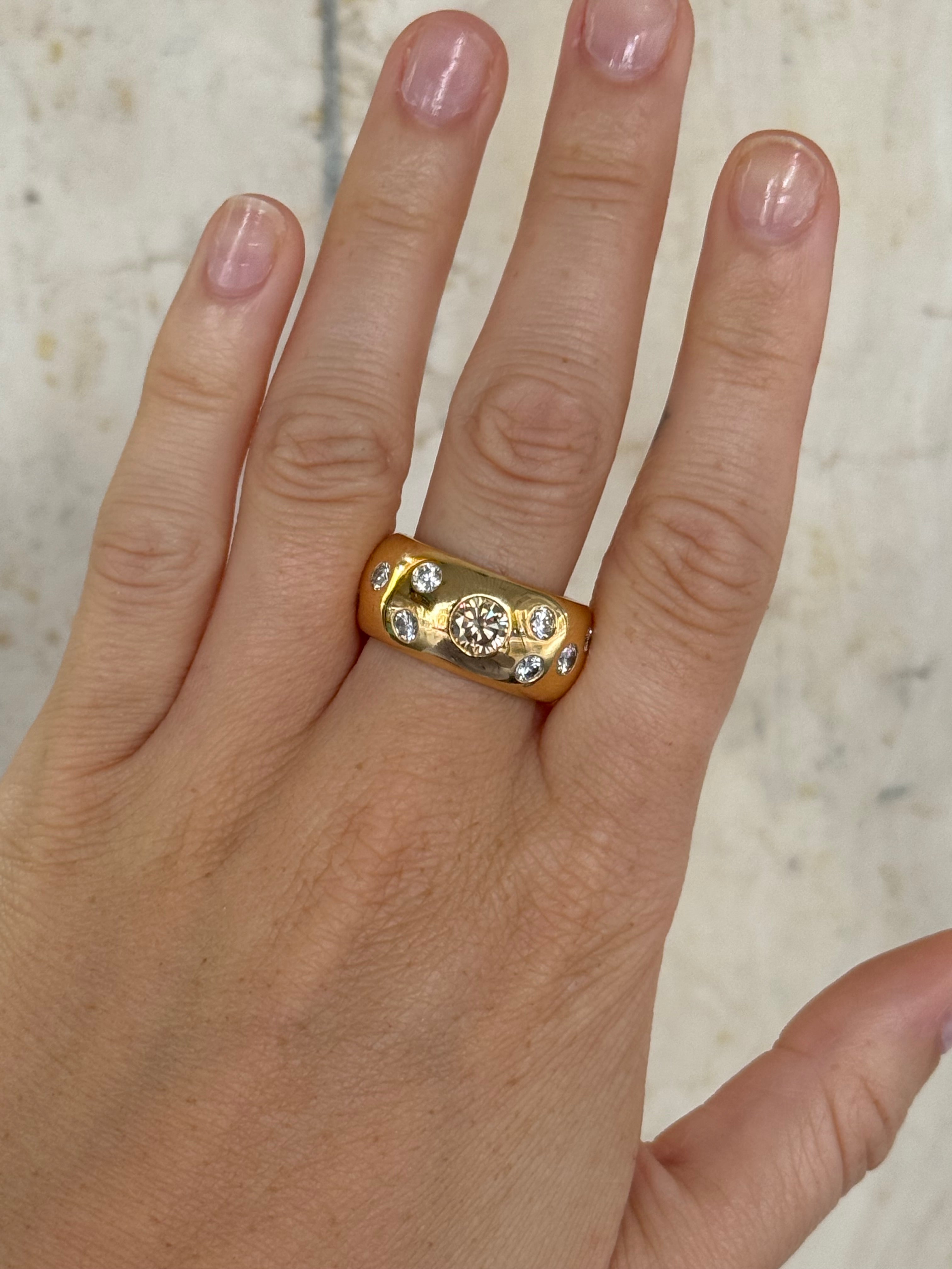 Solid Chunky Diamond Cluster Donut Band