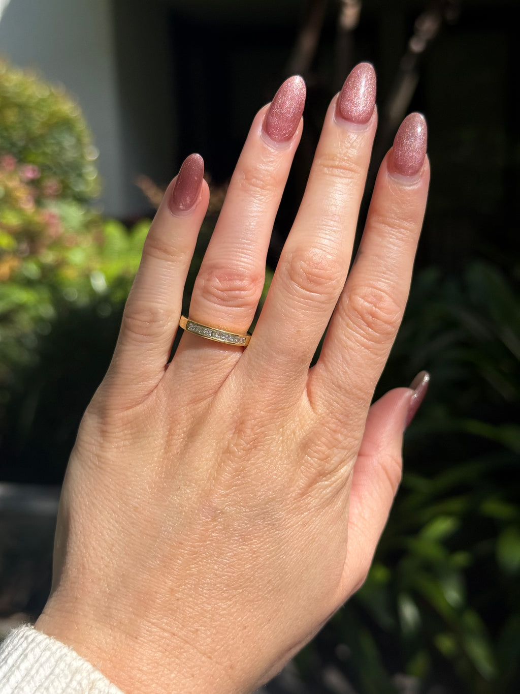 18k Diamond Channel Band