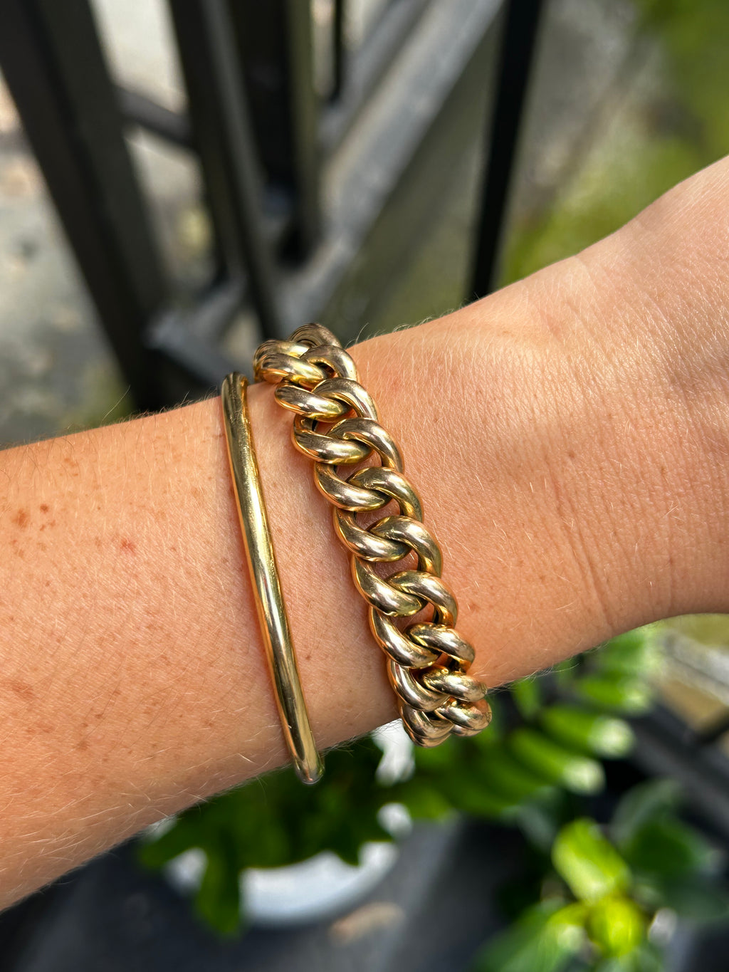 Antique Rounded Chunky Curb