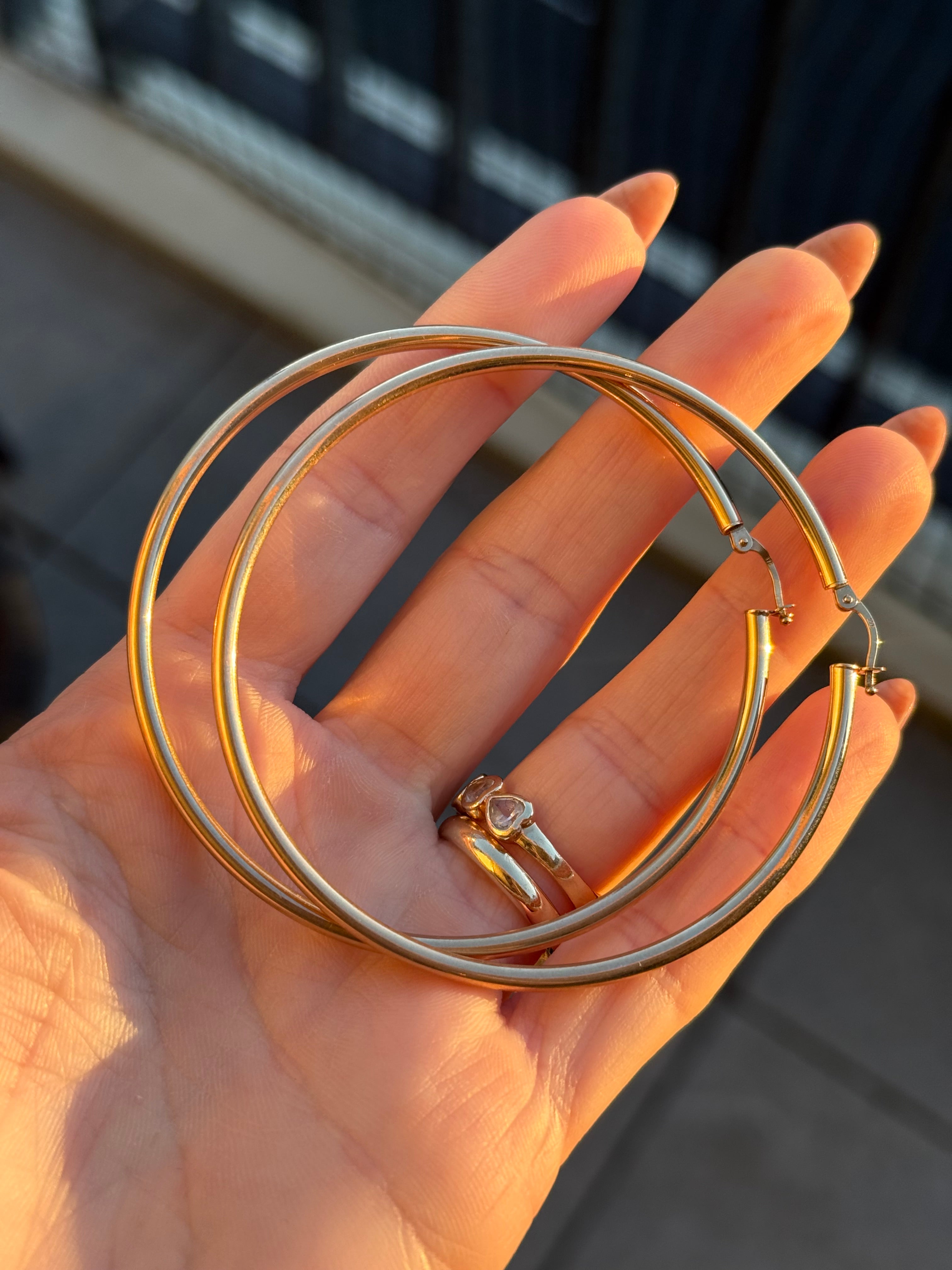 Mega Hoops