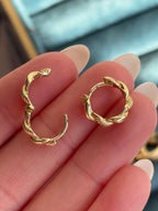 Solid Twisted Mini Snap Huggies