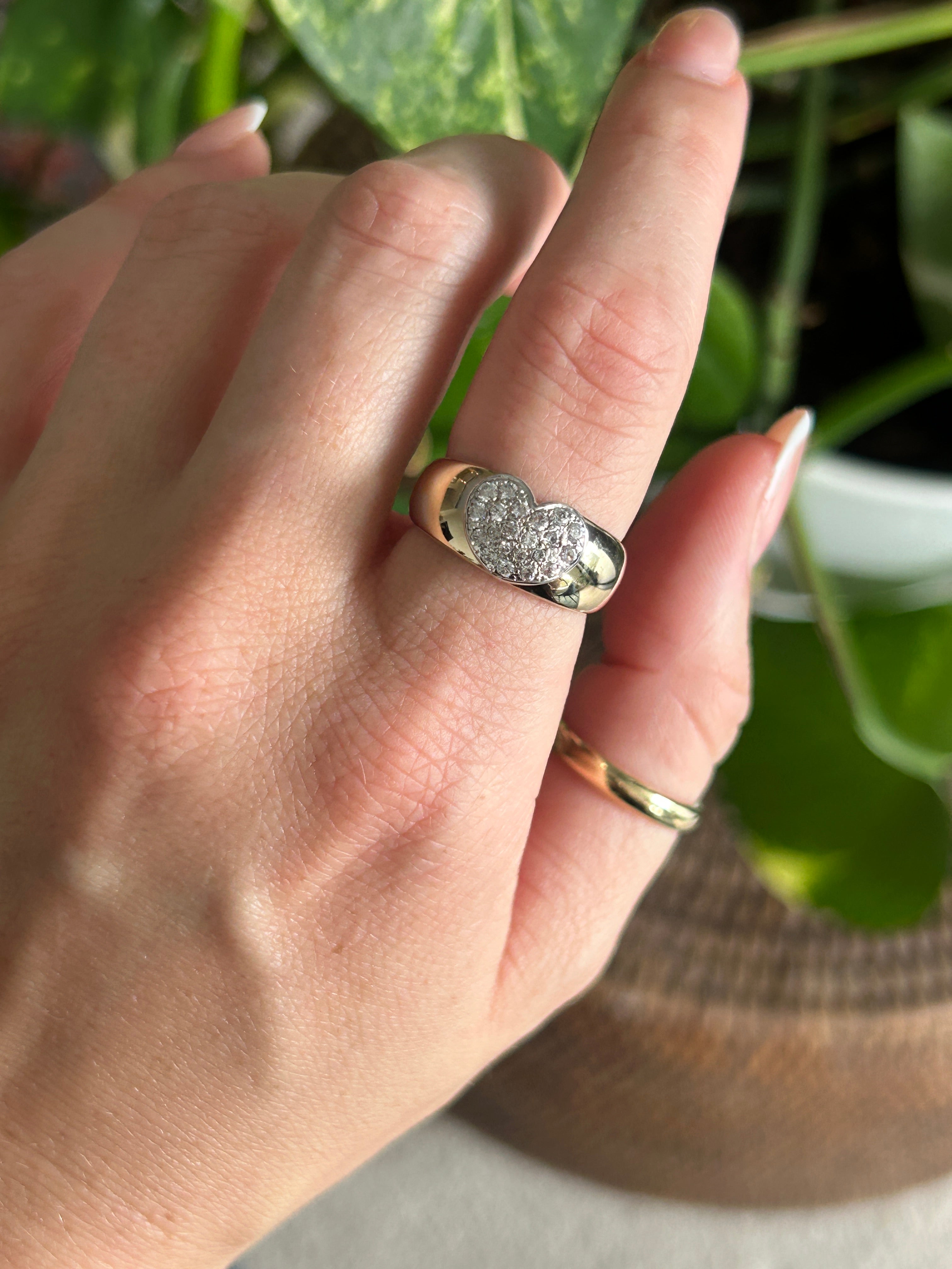 Diamond Pave Heart Ring