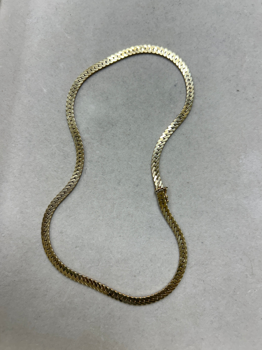 Solid Fishtail Curb Chain