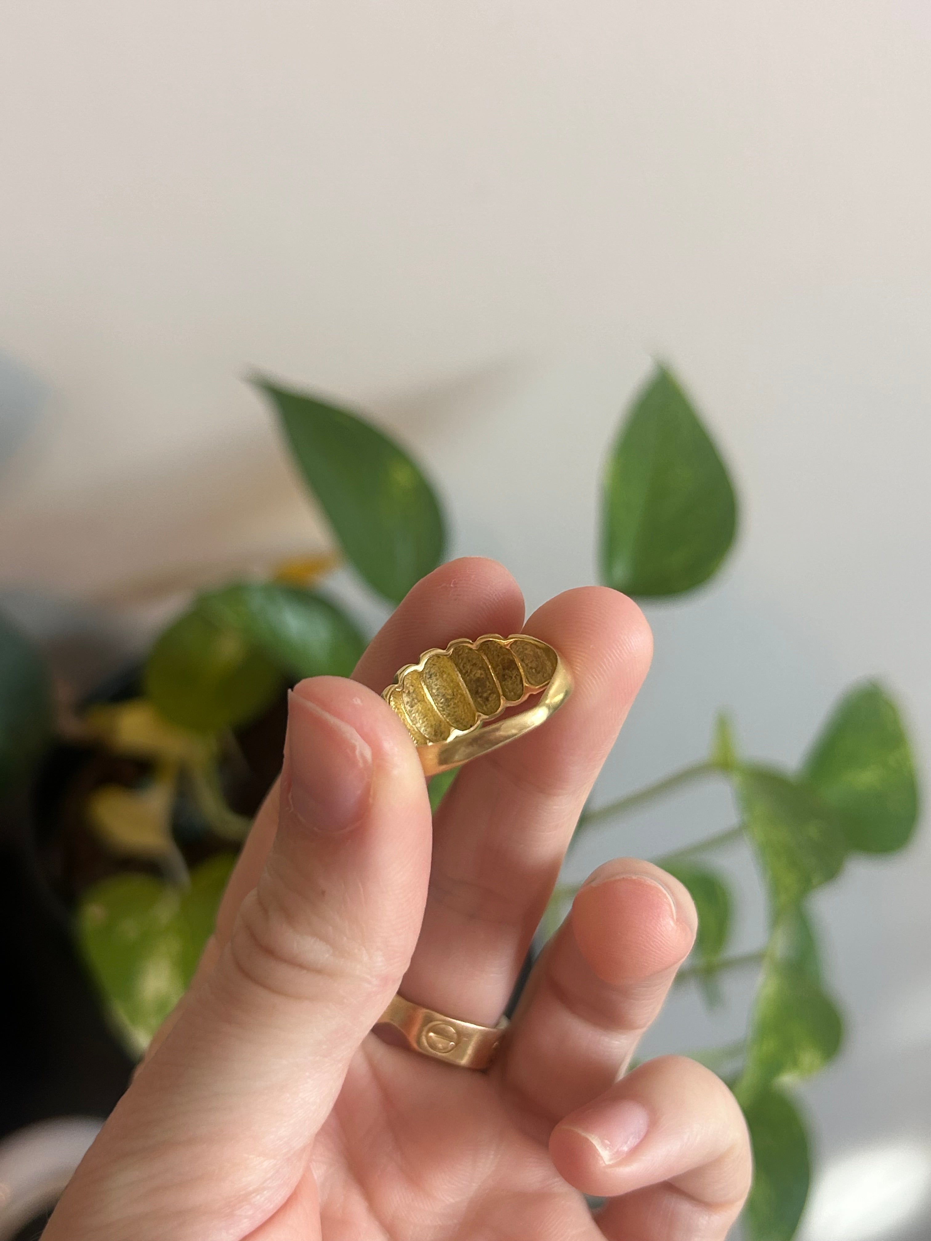 Chubby Croissant Ring