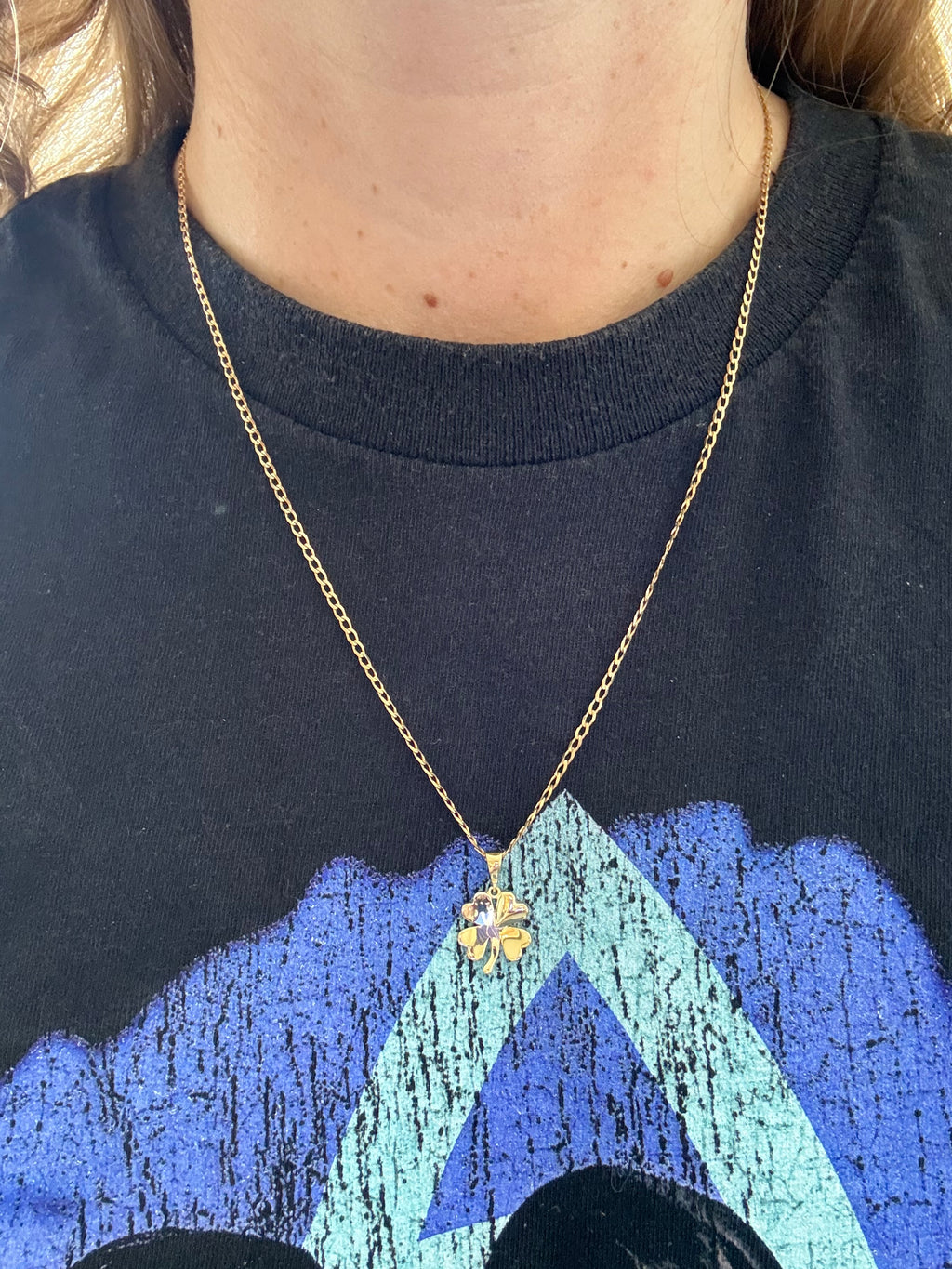 Solid Flat Elongated Curb