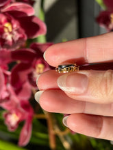 Load image into Gallery viewer, Shaking Diamond Charm
