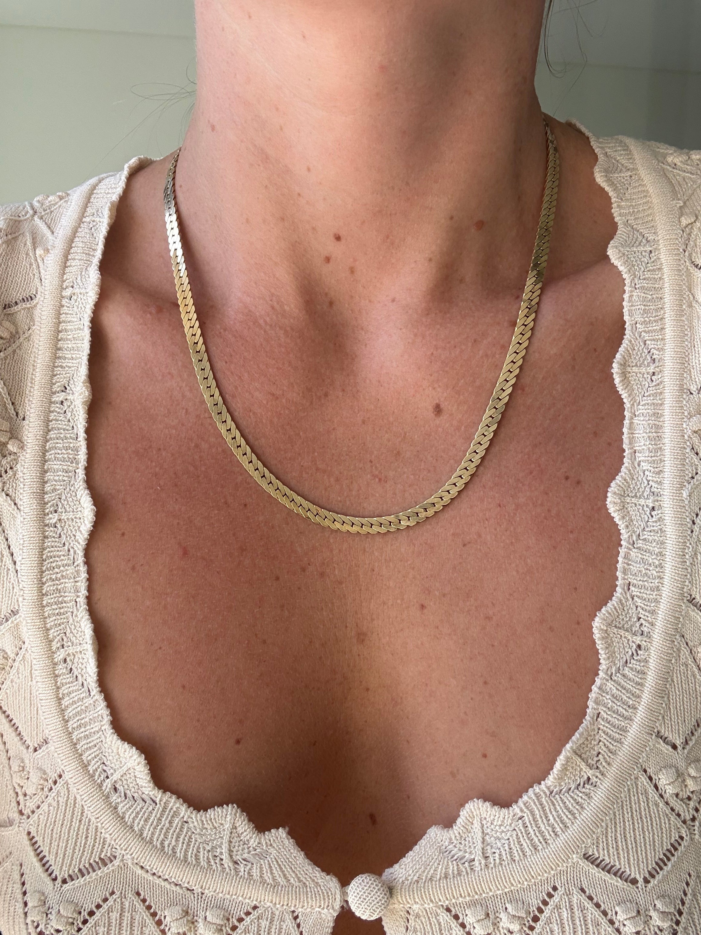 Solid Fishtail Curb Chain