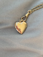 Load image into Gallery viewer, Heart Locket
