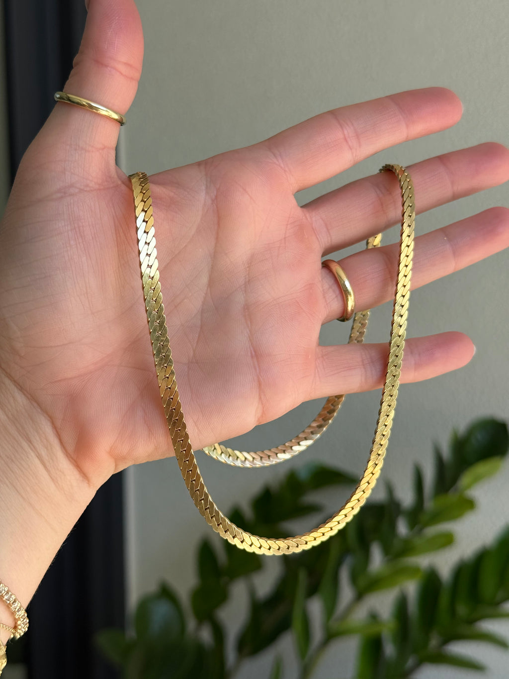 Solid Fishtail Curb Chain