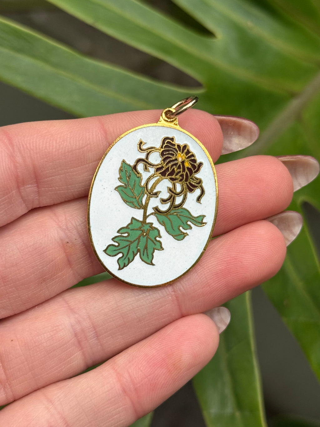 Brown Chrysanthemum Pendant