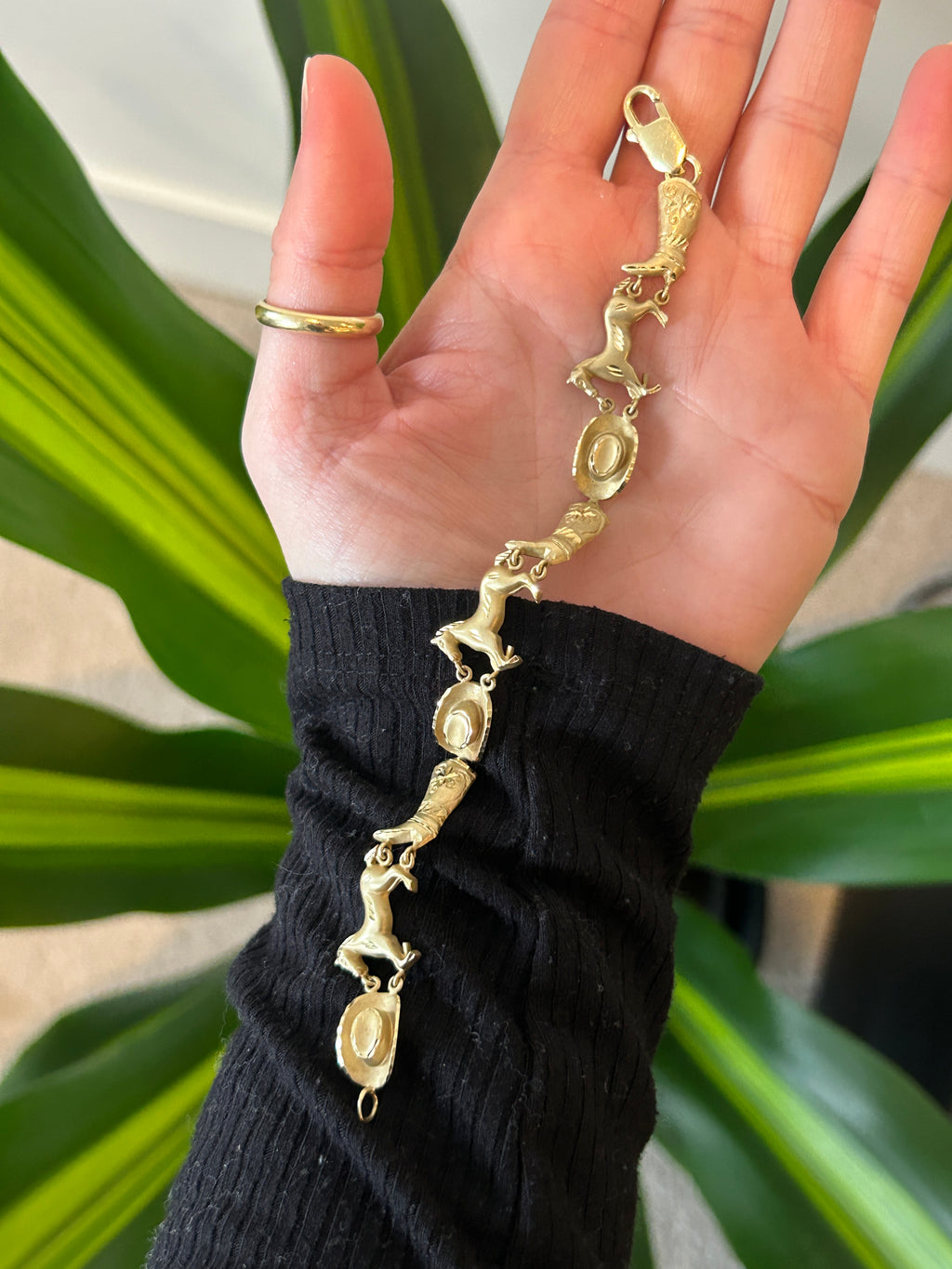 Cowgirl Detailed Charm Bracelet
