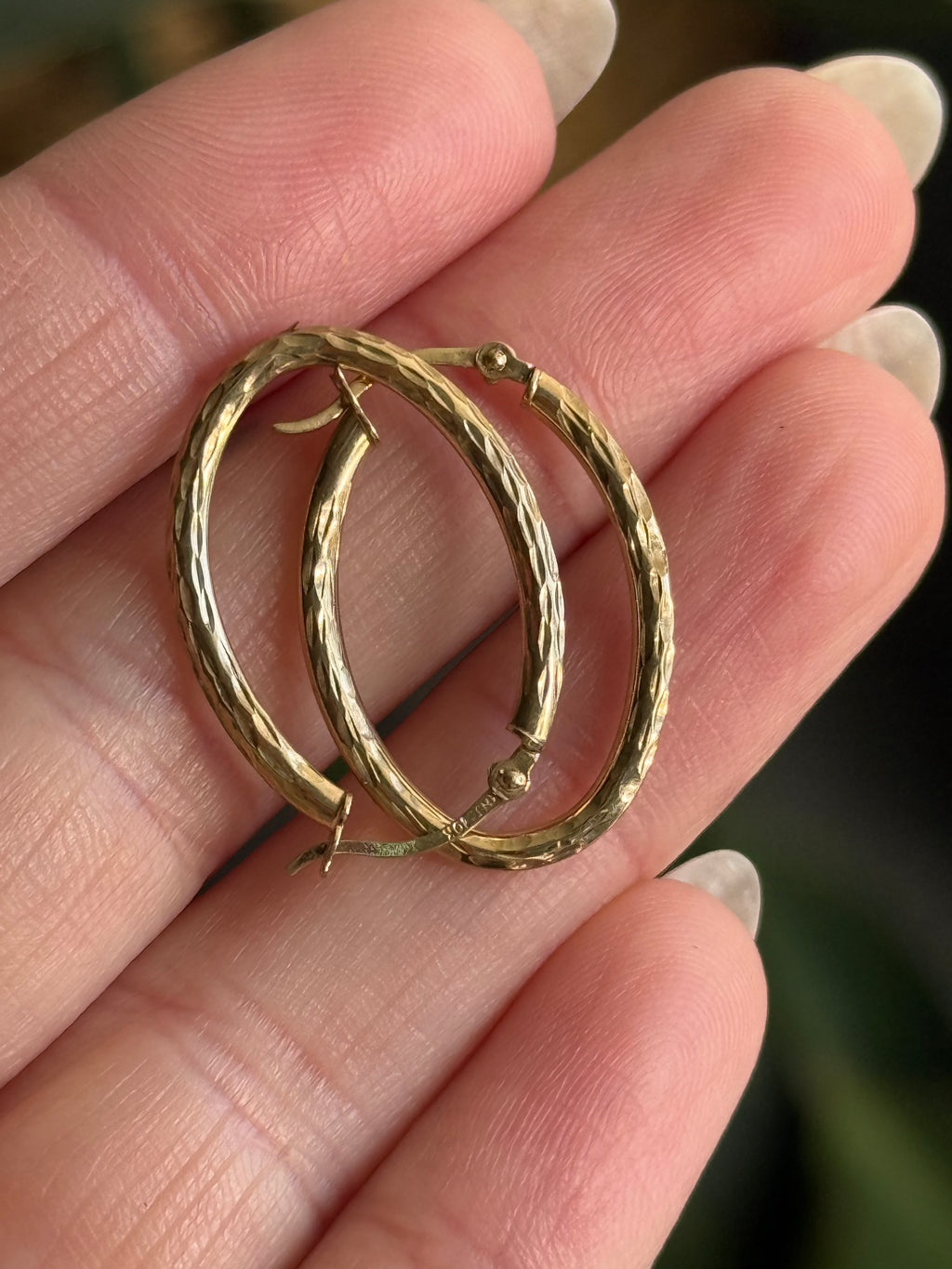Hammered Diamond Cut Oval Hoops