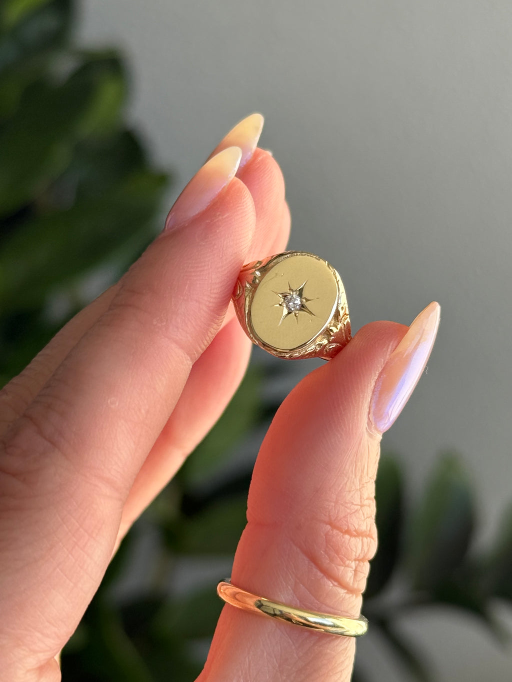 Filigree Starburst Signet Ring
