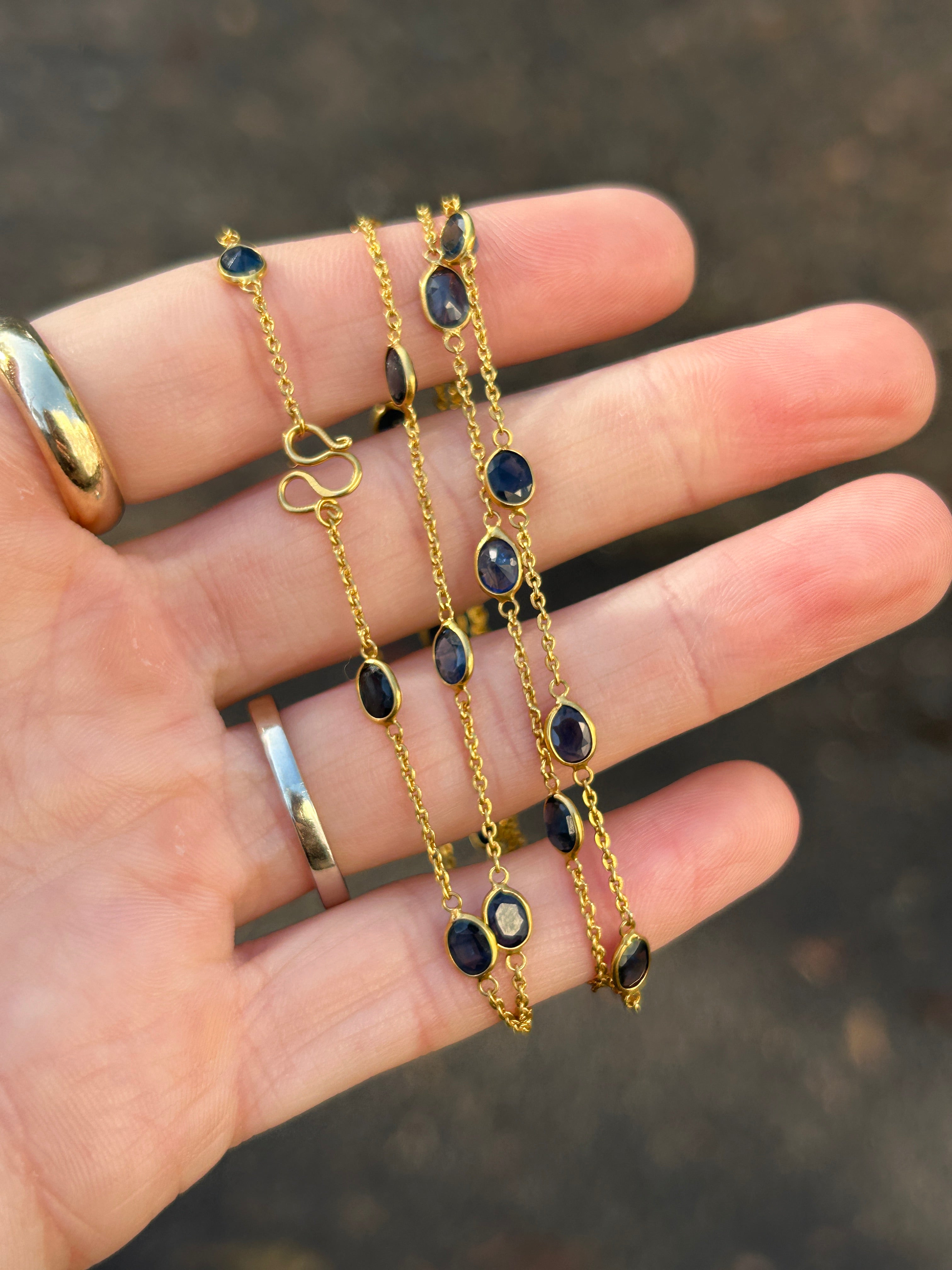 Sapphire Gemstone Strand
