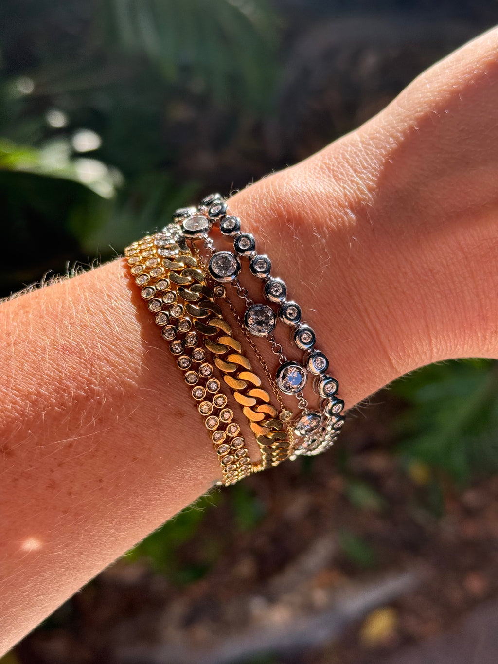 18k WG Bubble Natural Diamond Tennis Bracelet