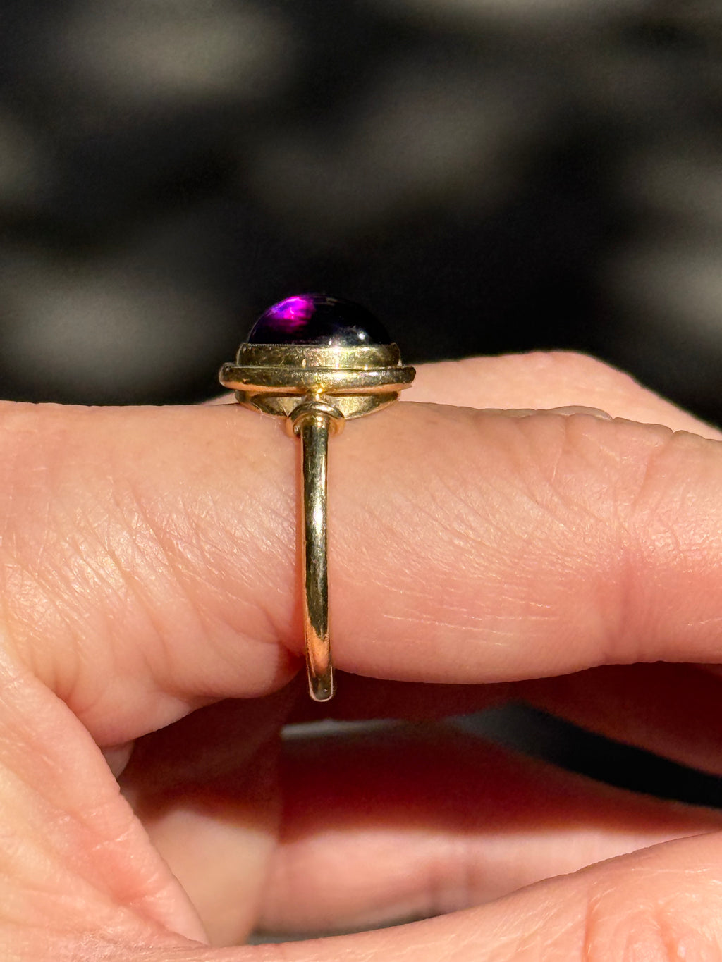 14k Amethyst Cabochon Ring