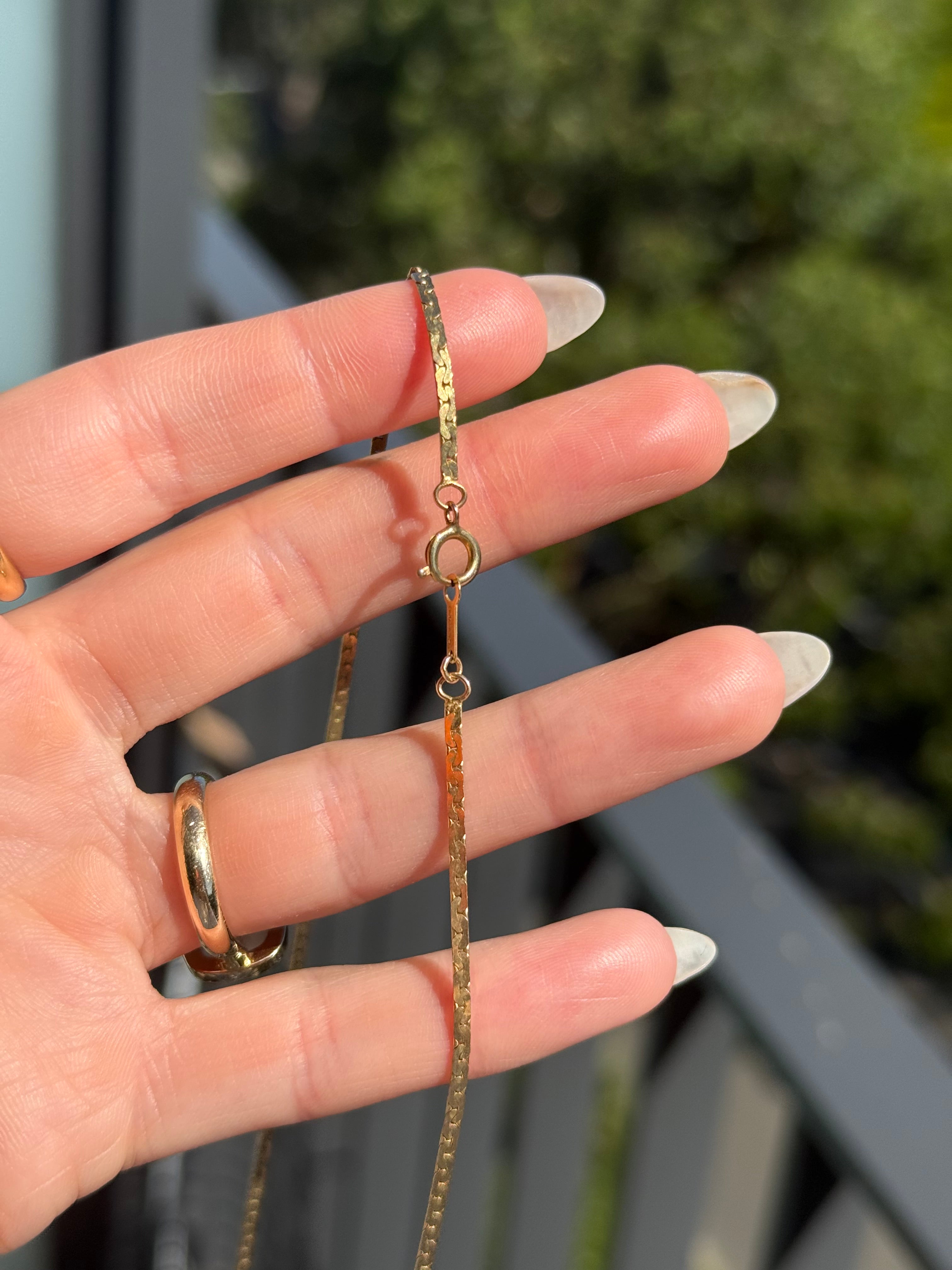 Flat Solid C Link Chain